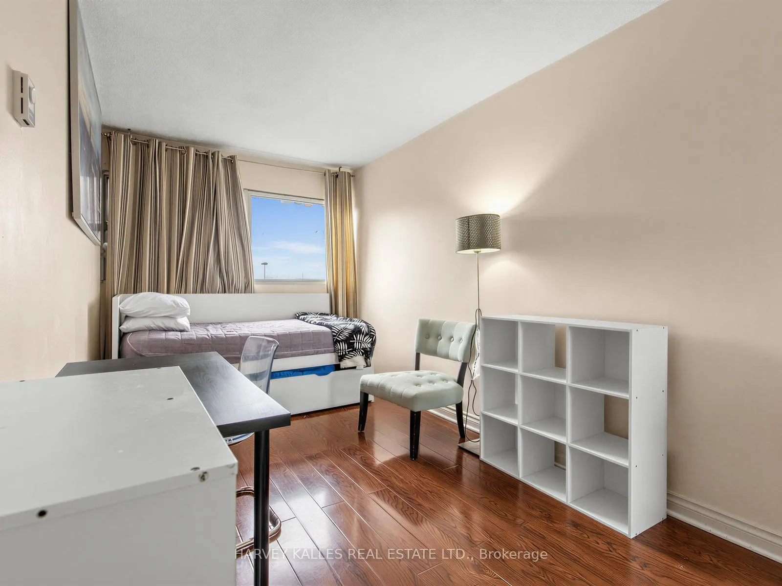 Photo 11 of Unit 310, 55 Sunny Glenway, Toronto, Flemingdon Park — HOMEH