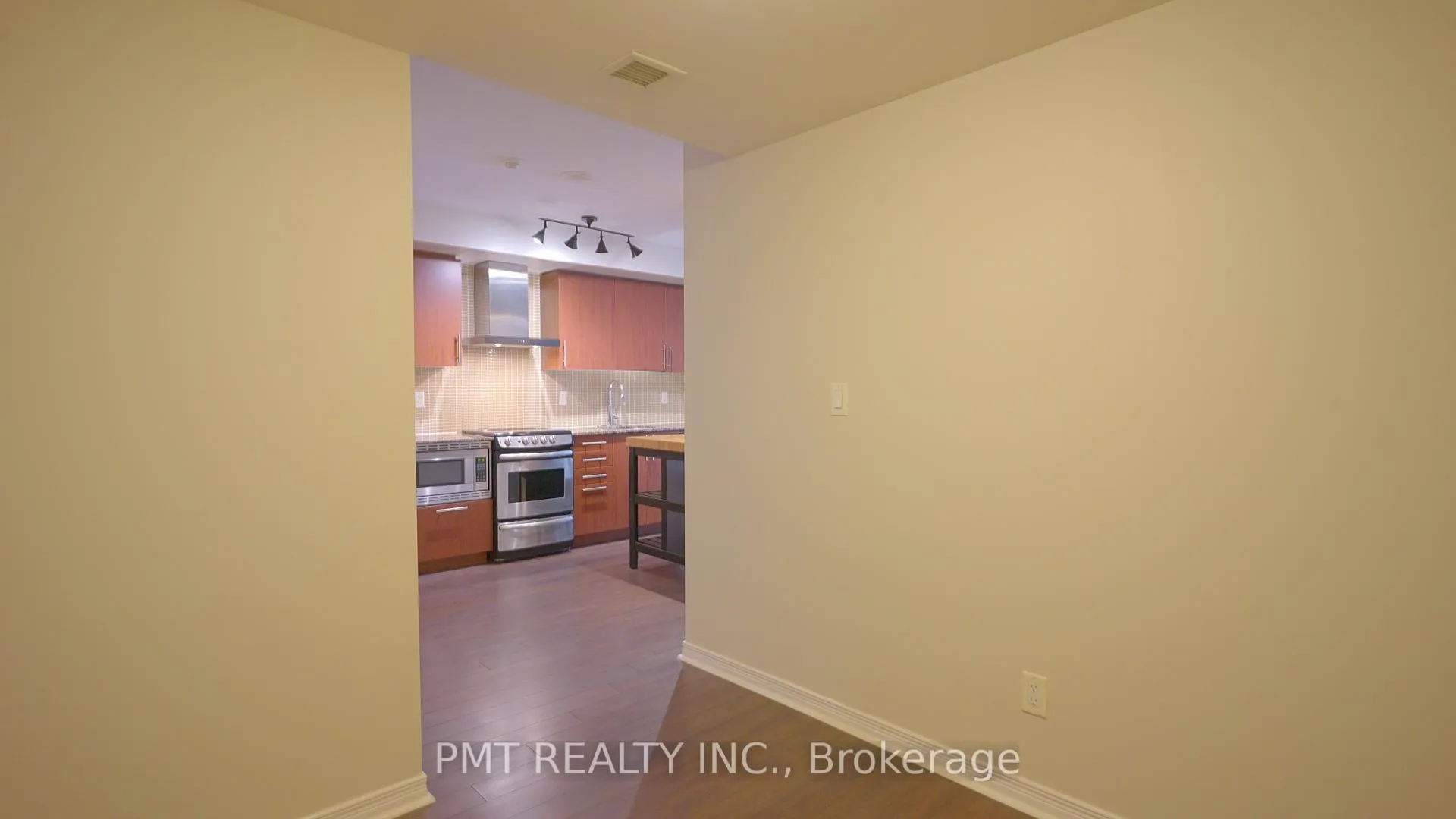 Photo 18 of Unit 721, 352 Front Street W, Toronto, Waterfront Communities — HOMEH