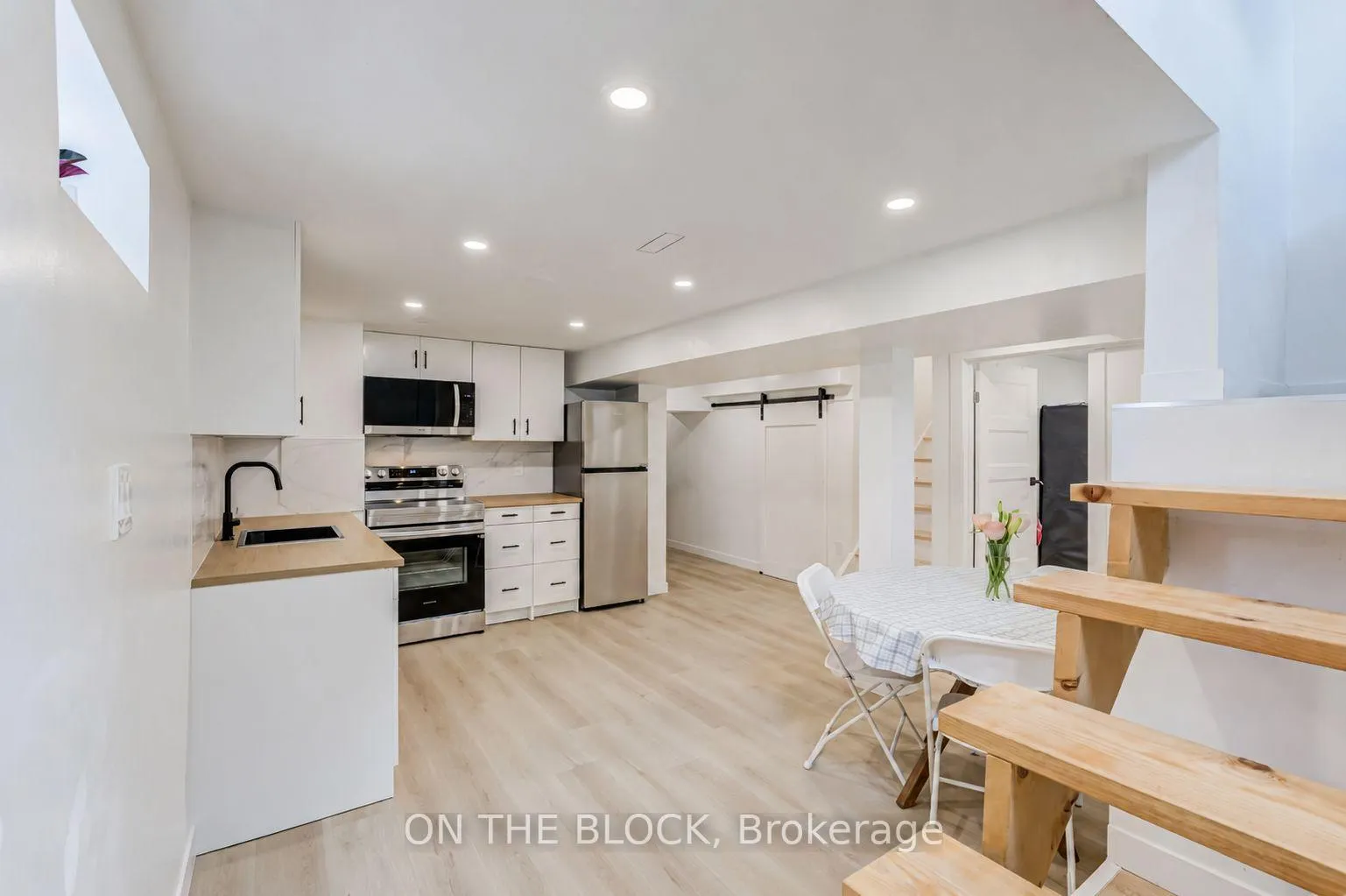 Photo 1 of Unit #Lower, 34 Henley Crescent, Etobicoke, Rexdale-Kipling — HOMEH