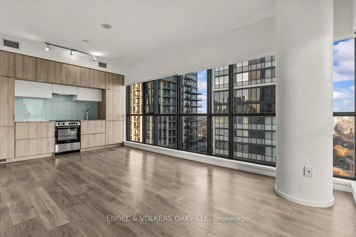 Photo 4 of Unit 2405, 159 Dundas Street E, Toronto, Church-Yonge Corridor — HOMEH