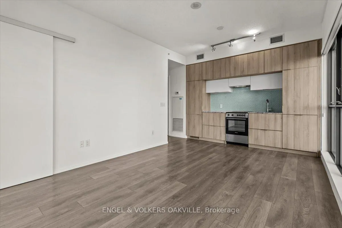 Photo 7 of Unit 2405, 159 Dundas Street E, Toronto, Church-Yonge Corridor — HOMEH