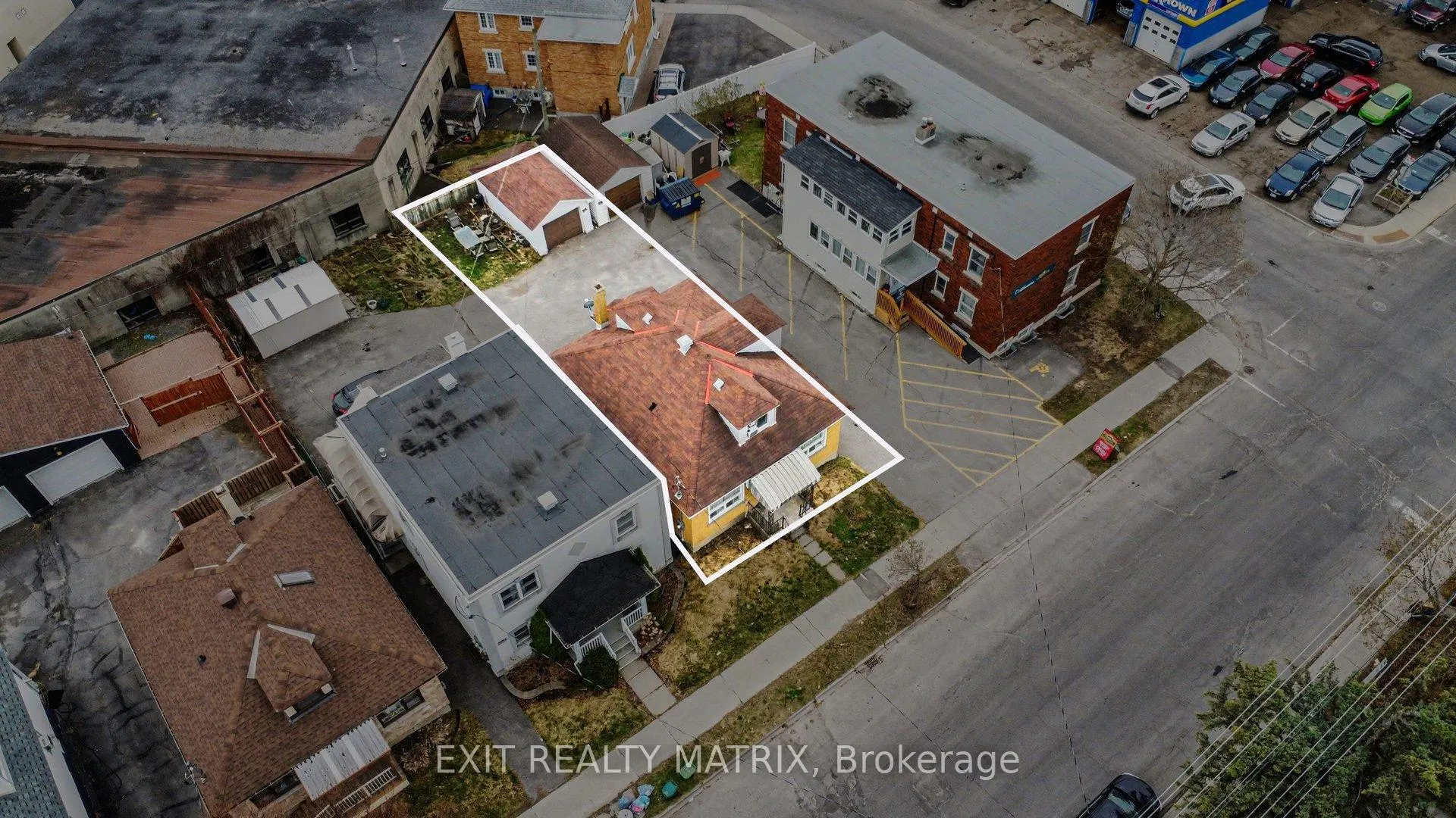Photo 8 of 314 Montfort Street, Ottawa, Vanier — HOMEH