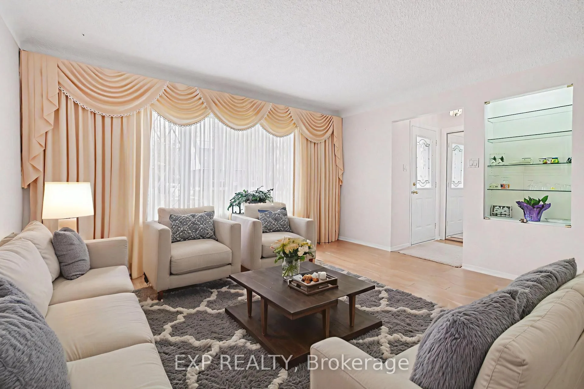 Photo 7 of 959 Beaudry Street, Ottawa, Overbrook/Castle Heights — HOMEH