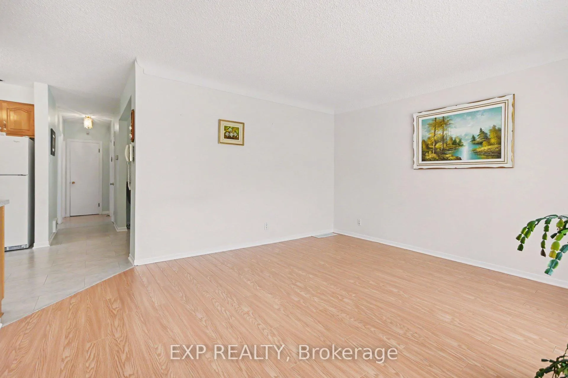 Photo 10 of 959 Beaudry Street, Ottawa, Overbrook/Castle Heights — HOMEH