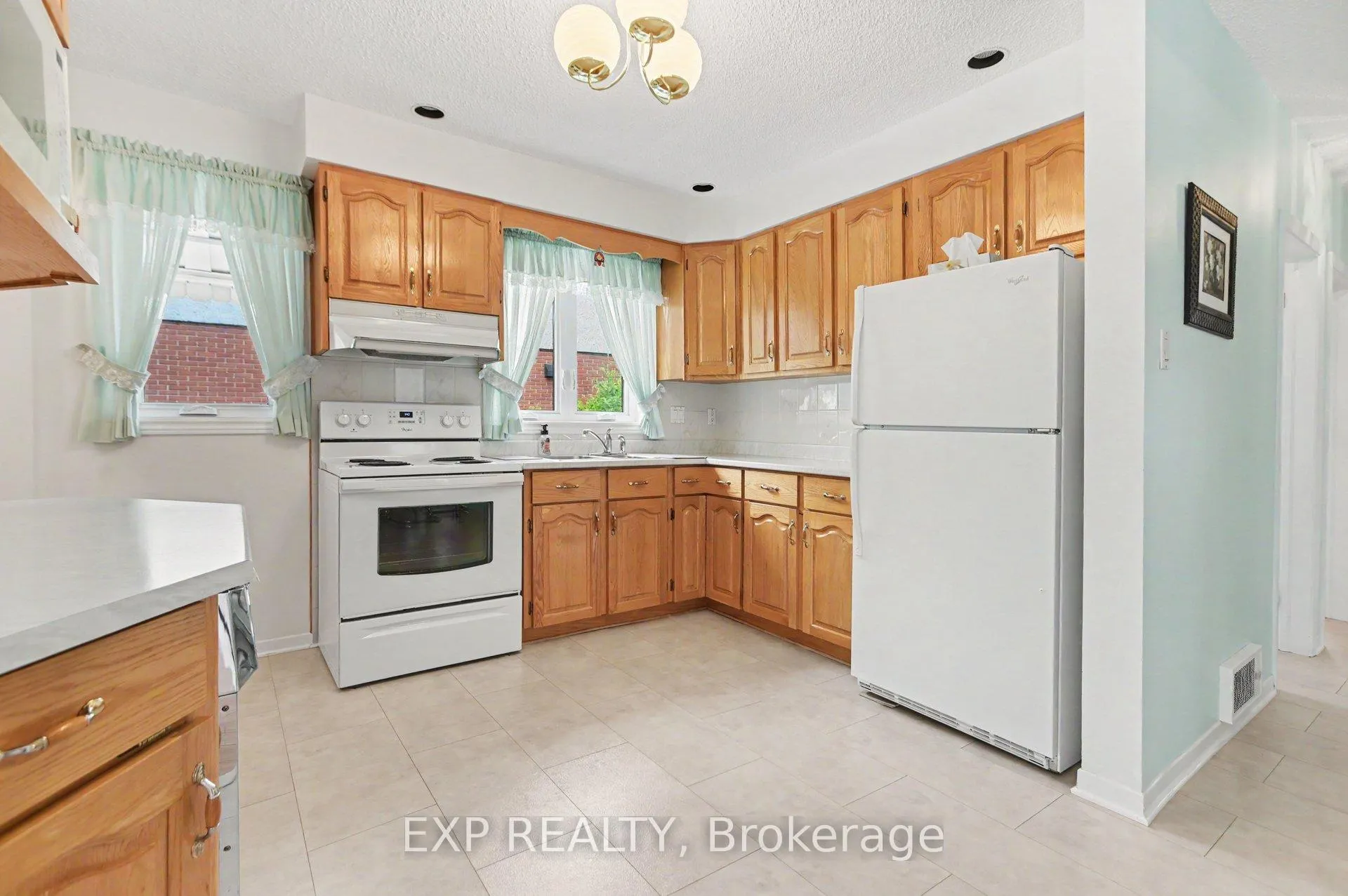 Photo 14 of 959 Beaudry Street, Ottawa, Overbrook/Castle Heights — HOMEH