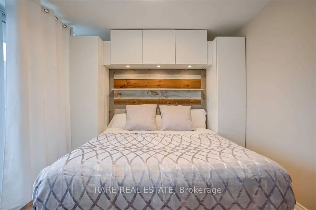 Photo 4 of Unit 502, 15 Legion Road, Etobicoke, Mimico — HOMEH