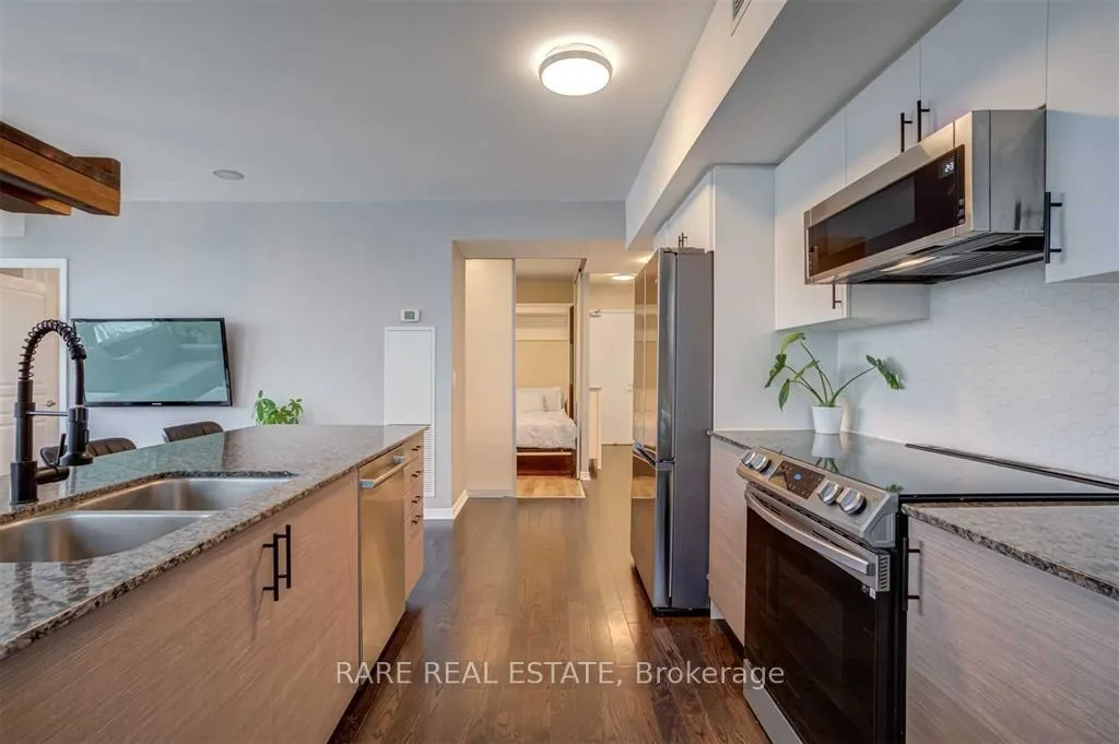 Photo 8 of Unit 502, 15 Legion Road, Etobicoke, Mimico — HOMEH