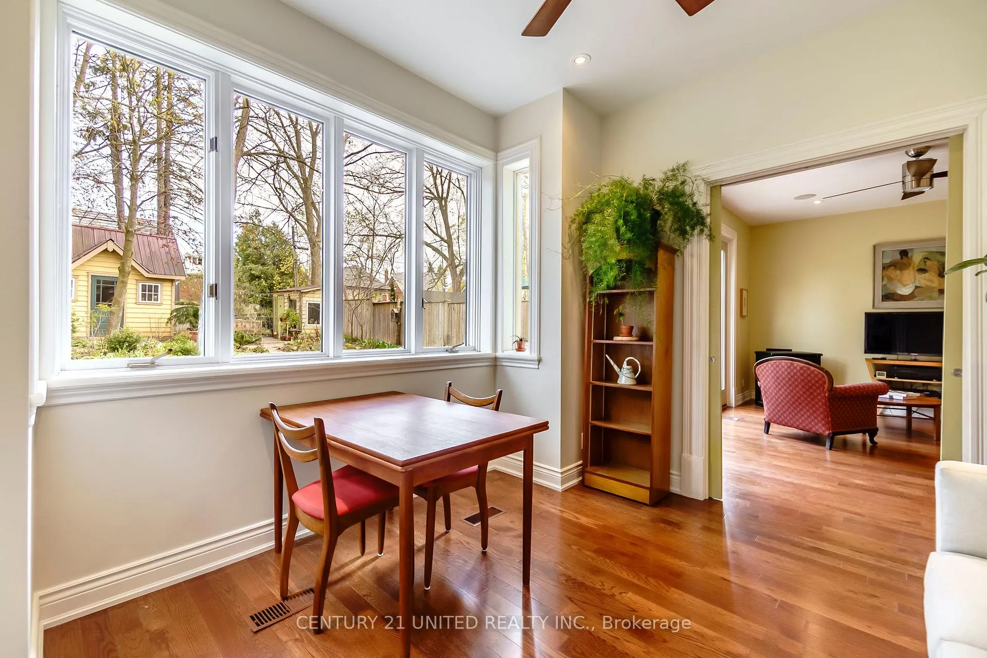 Photo 22 of 585 Homewood Avenue, Peterborough, Town Ward 3 — HOMEH