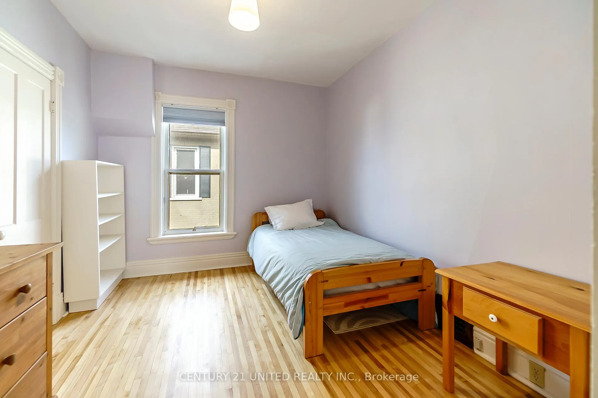 Photo 36 of 585 Homewood Avenue, Peterborough, Town Ward 3 — HOMEH