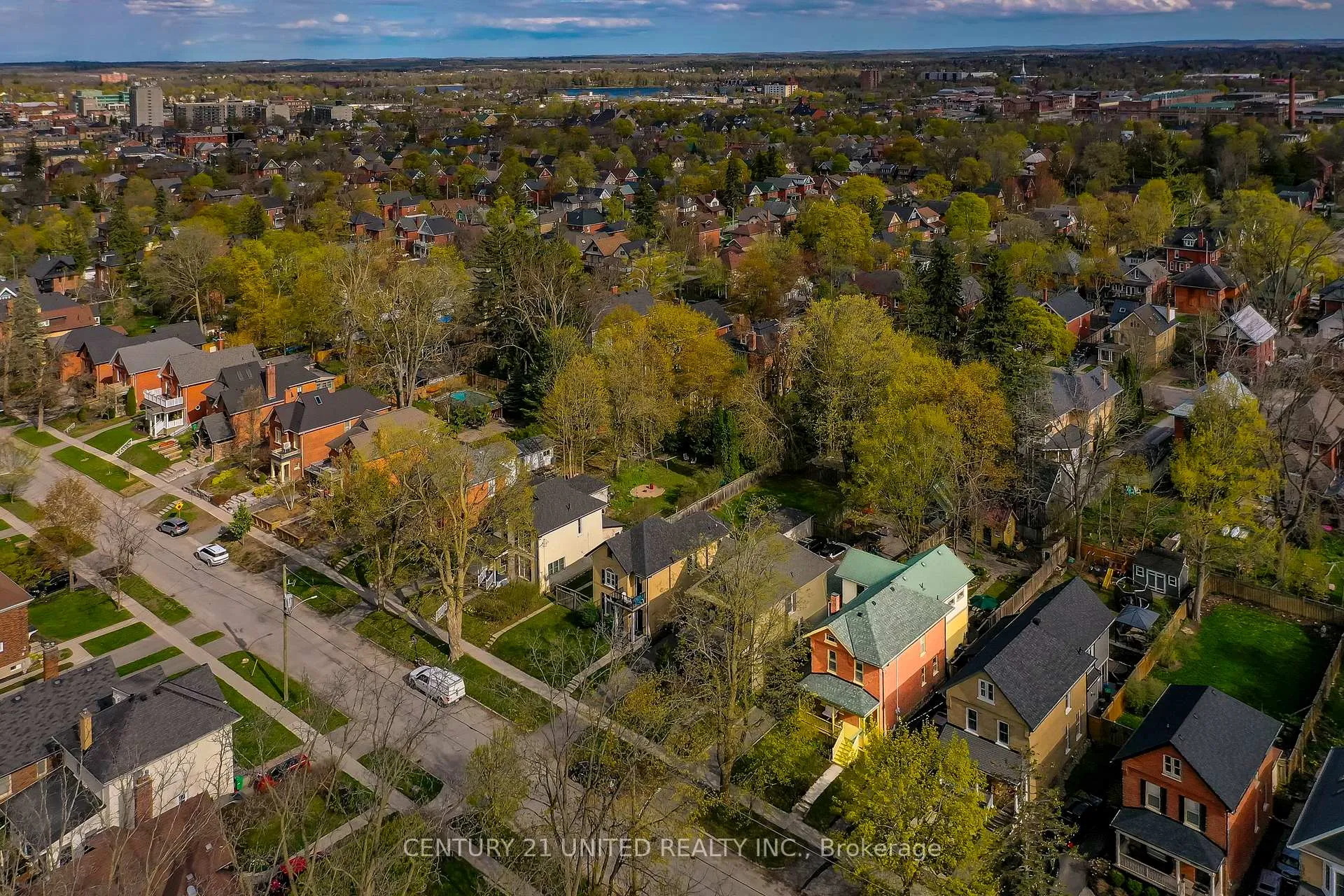 Photo 44 of 585 Homewood Avenue, Peterborough, Town Ward 3 — HOMEH
