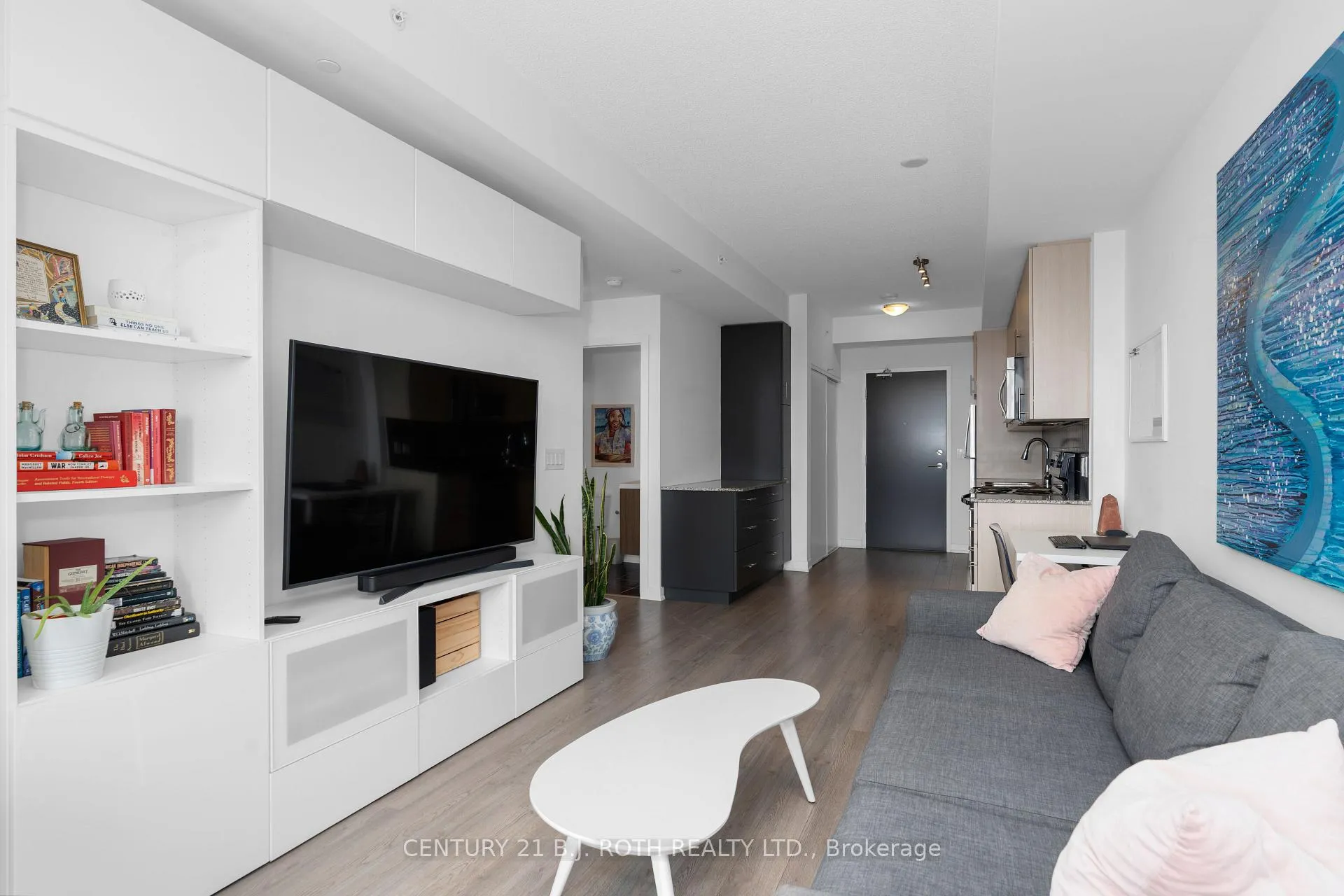 Photo 10 of Unit 1507, 85 Duke Street W, Kitchener — HOMEH