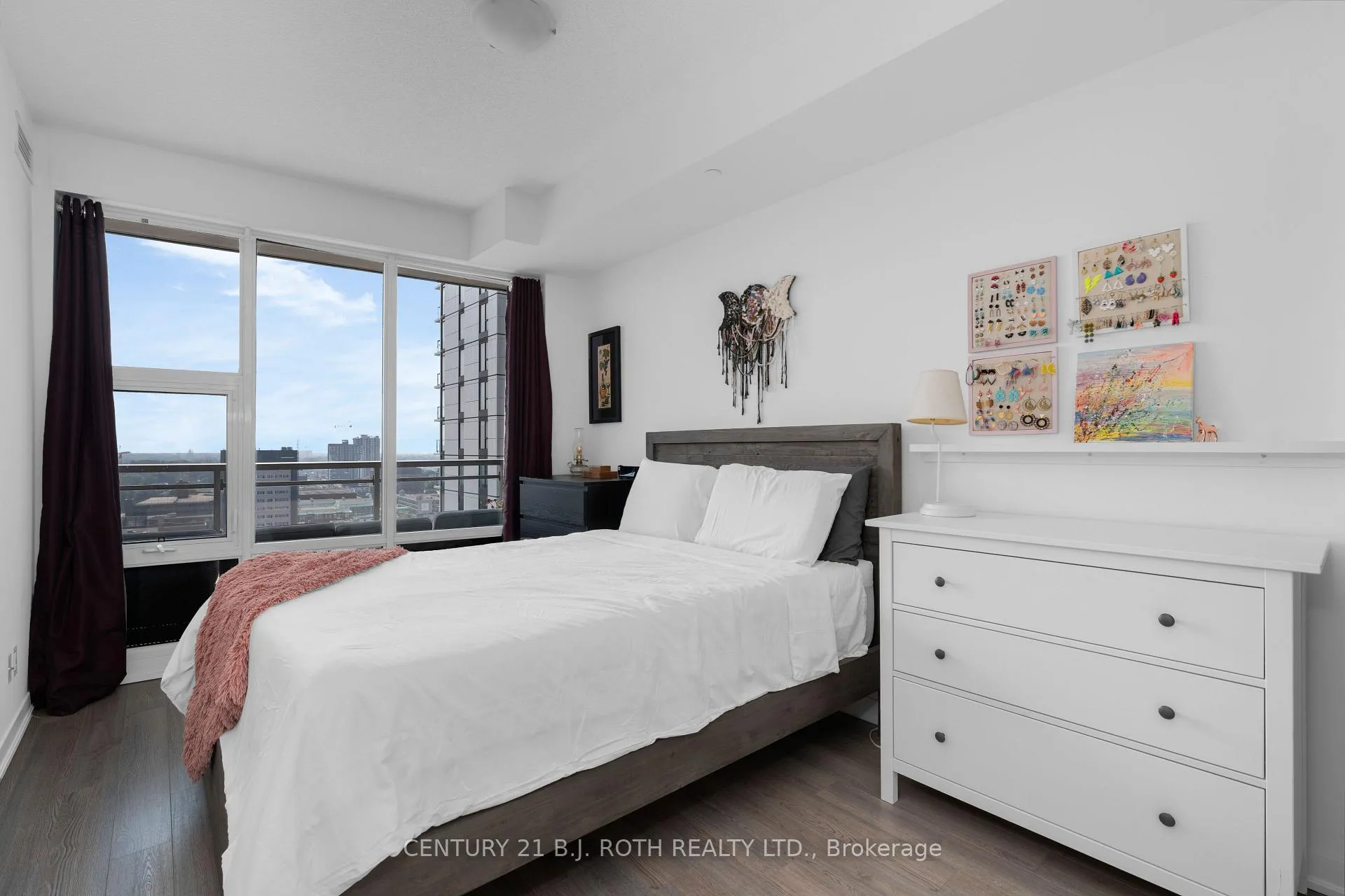 Photo 11 of Unit 1507, 85 Duke Street W, Kitchener — HOMEH