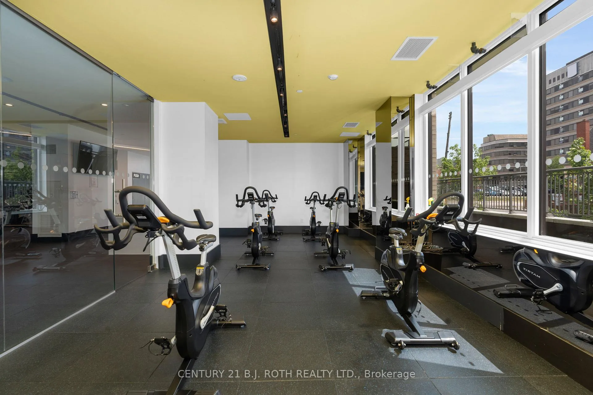 Photo 31 of Unit 1507, 85 Duke Street W, Kitchener — HOMEH