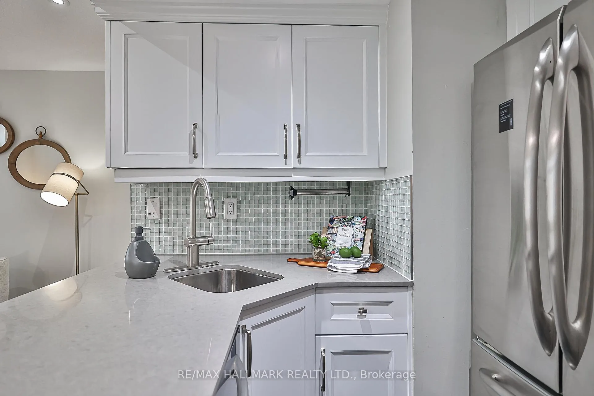 Photo 8 of Unit 15, 83 Lillian Street, Toronto, Mount Pleasant West — HOMEH