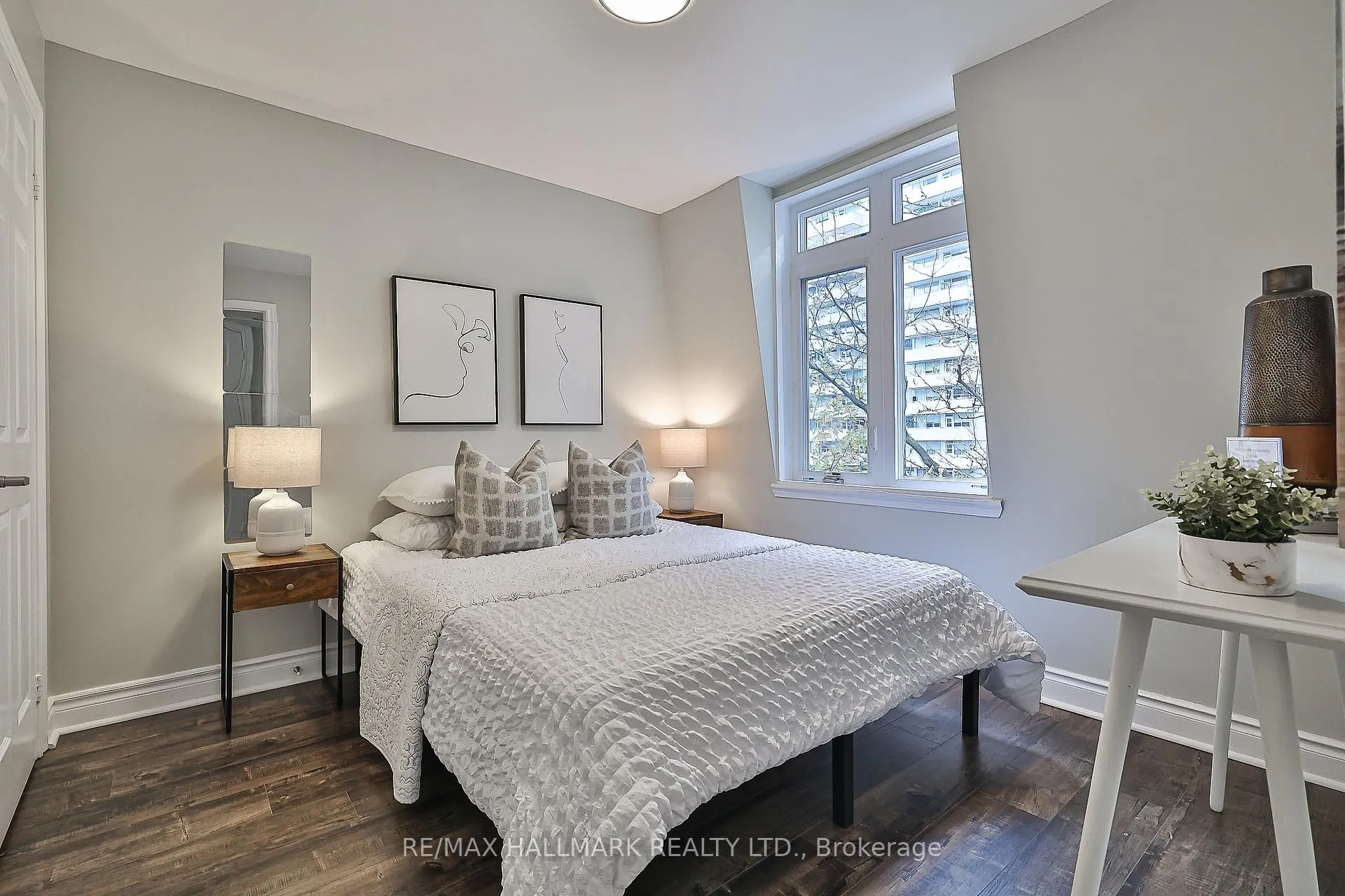 Photo 10 of Unit 15, 83 Lillian Street, Toronto, Mount Pleasant West — HOMEH