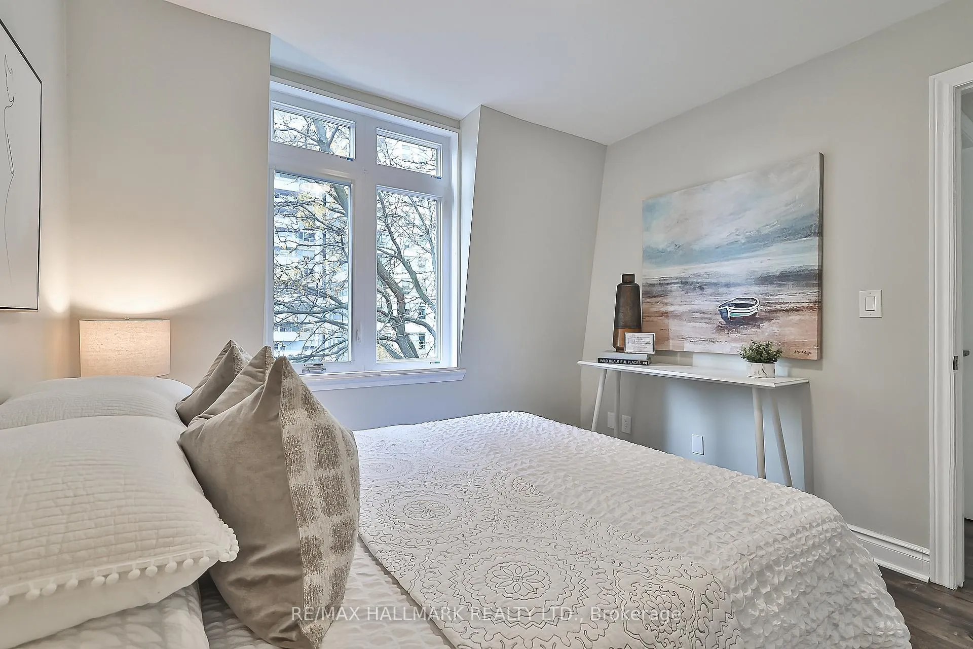 Photo 11 of Unit 15, 83 Lillian Street, Toronto, Mount Pleasant West — HOMEH