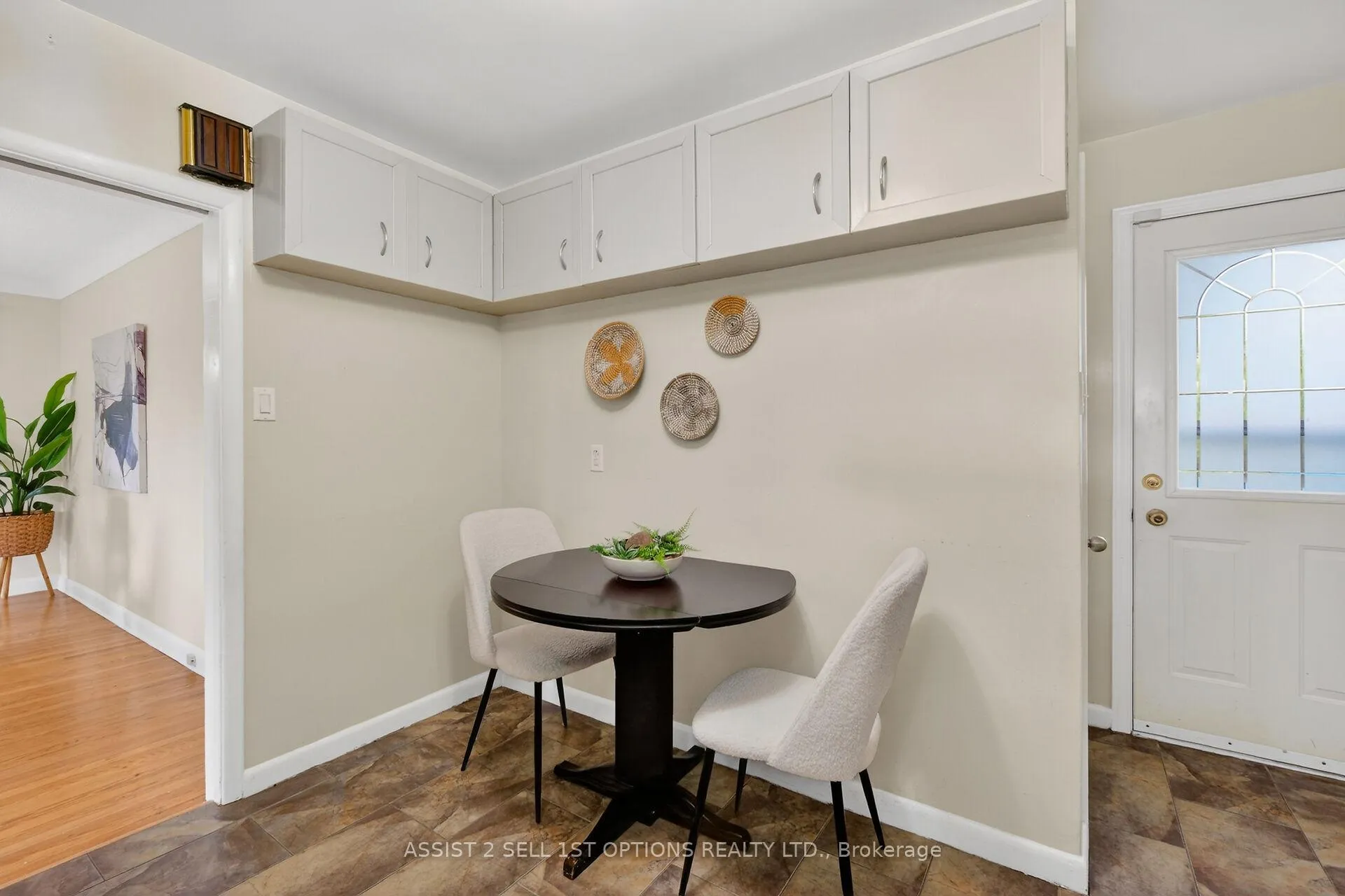 Photo 14 of 874 Riddell Avenue N, Ottawa, McKellar Heights/Glabar Park — HOMEH