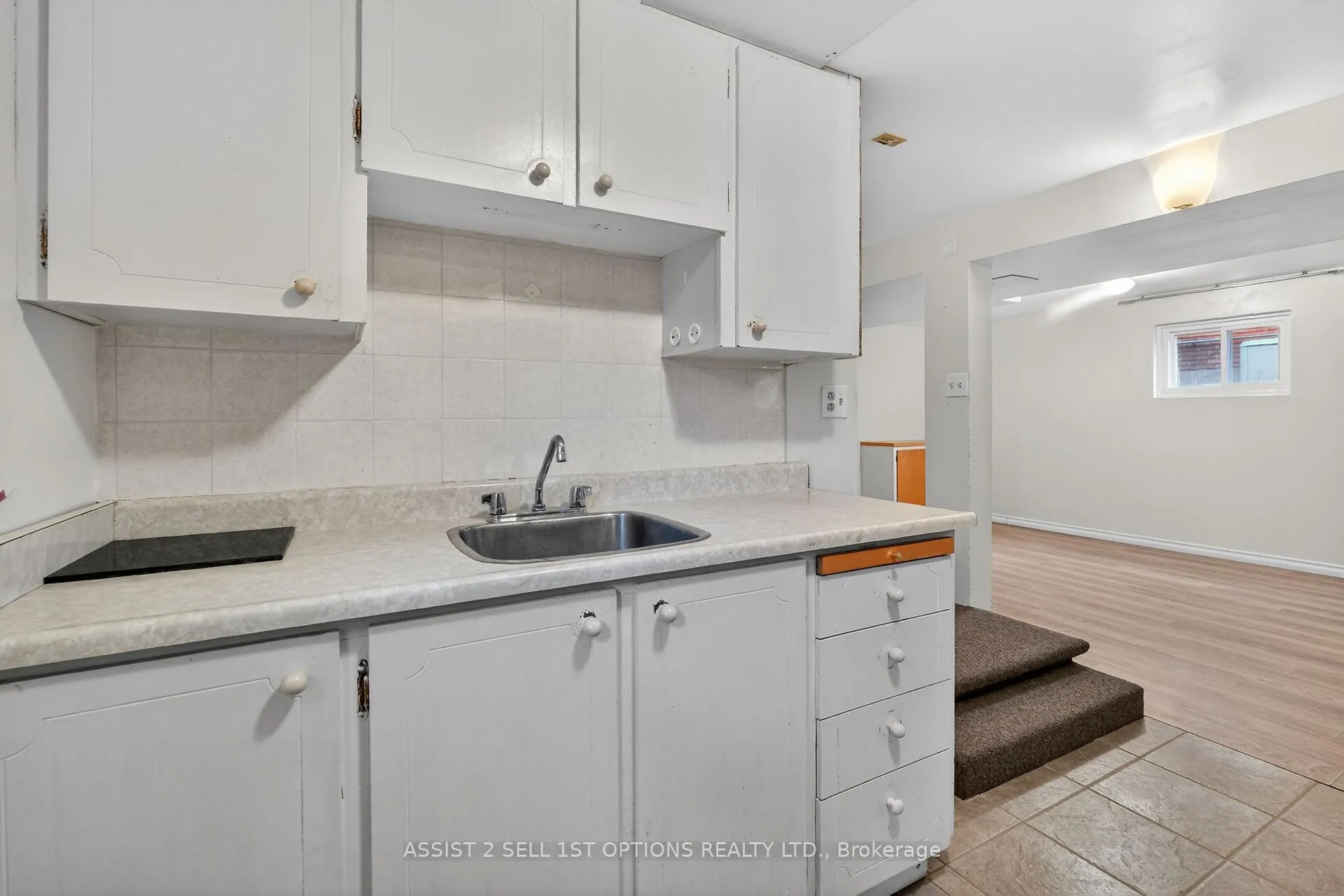 Photo 26 of 874 Riddell Avenue N, Ottawa, McKellar Heights/Glabar Park — HOMEH
