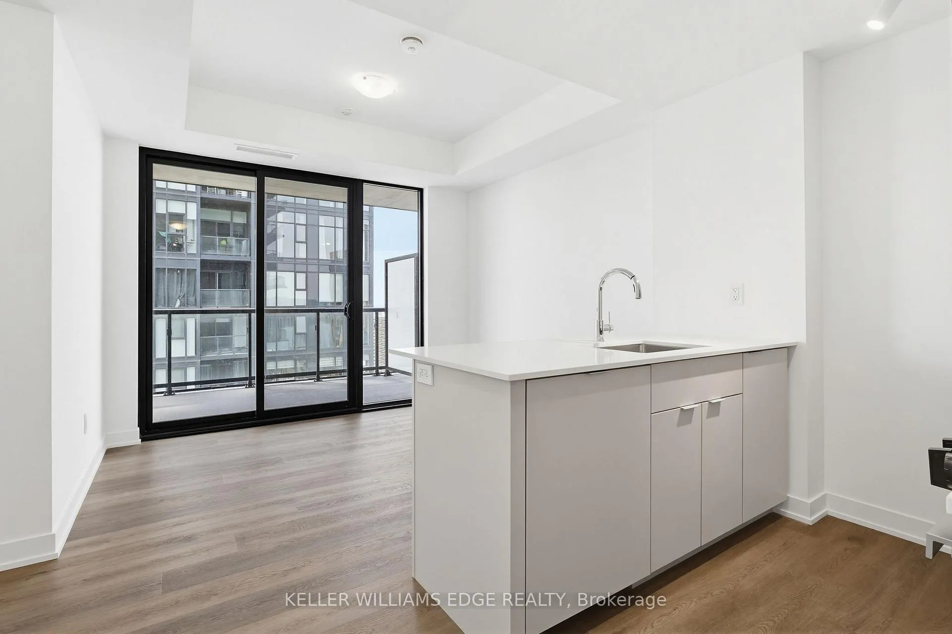 Photo 12 of Unit 1703, 2075 Lakeshore Road, Burlington, Brant — HOMEH