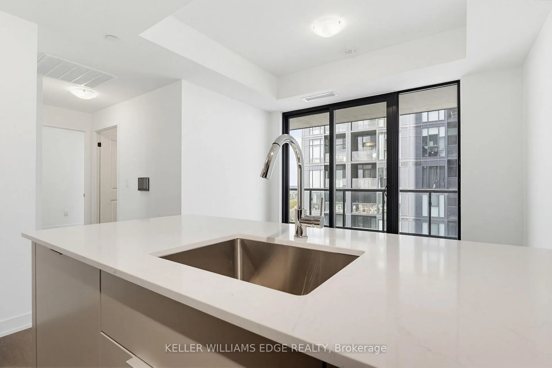 Photo 15 of Unit 1703, 2075 Lakeshore Road, Burlington, Brant — HOMEH
