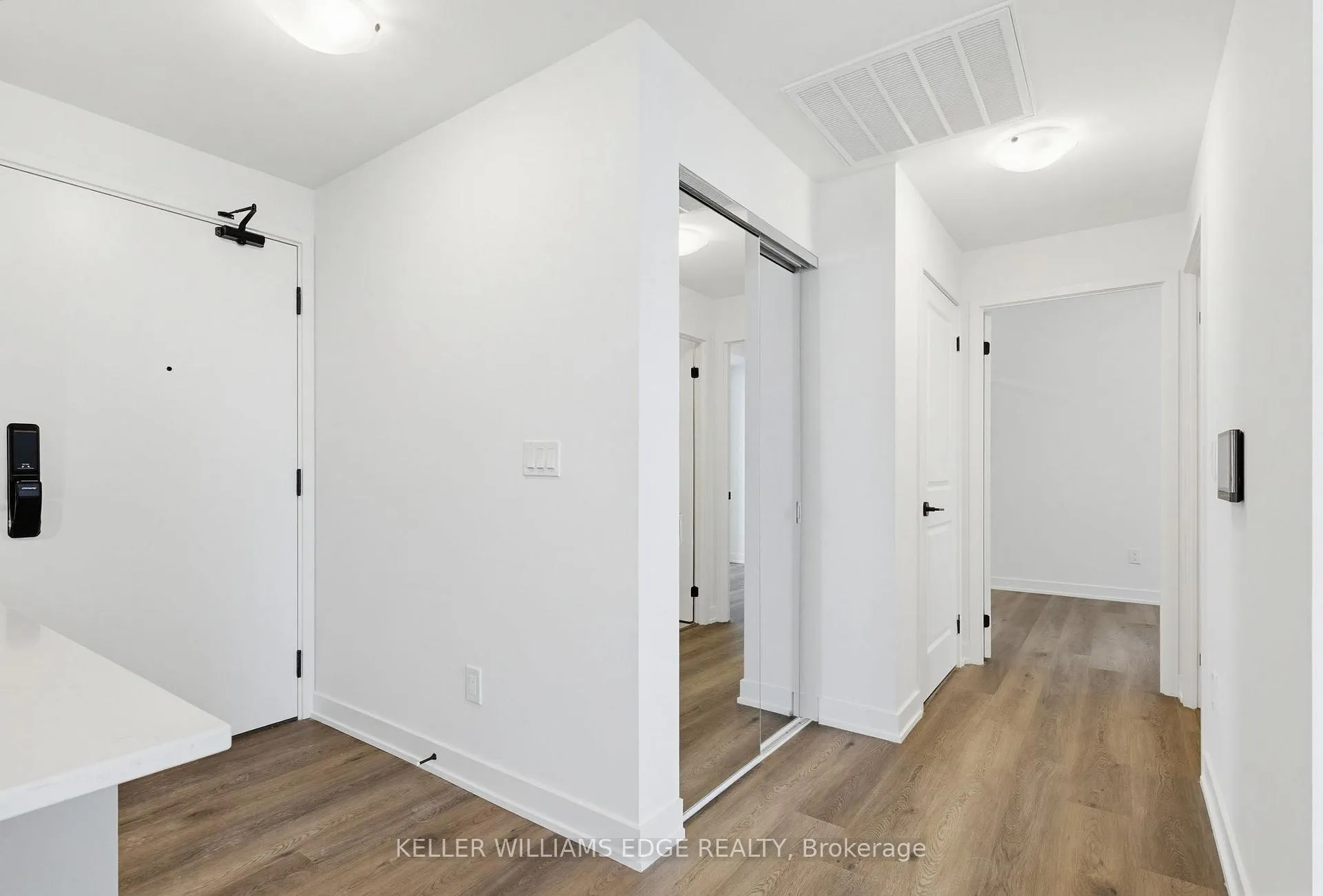 Photo 21 of Unit 1703, 2075 Lakeshore Road, Burlington, Brant — HOMEH
