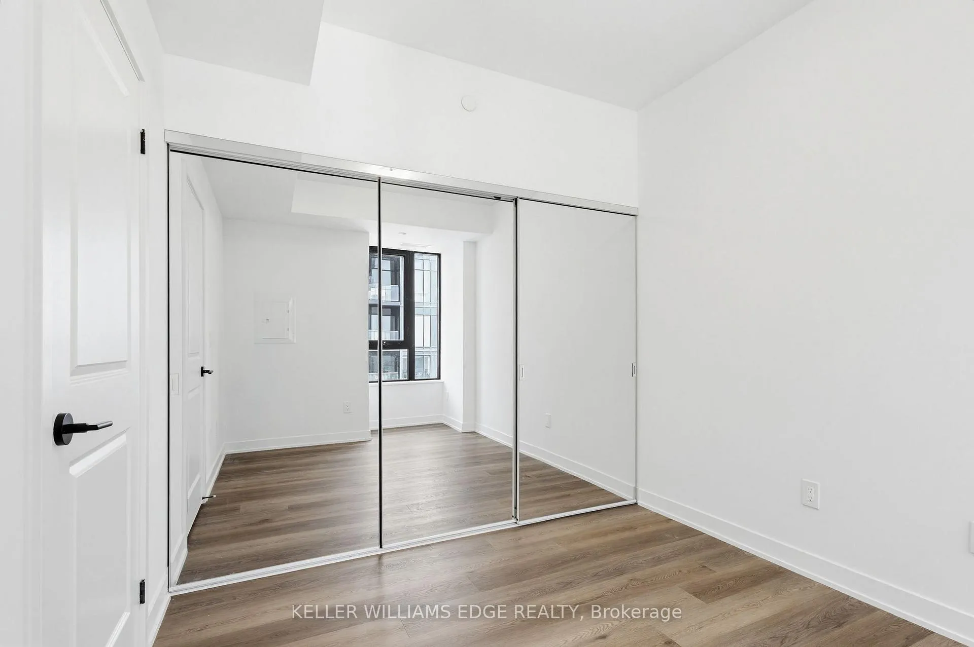 Photo 26 of Unit 1703, 2075 Lakeshore Road, Burlington, Brant — HOMEH