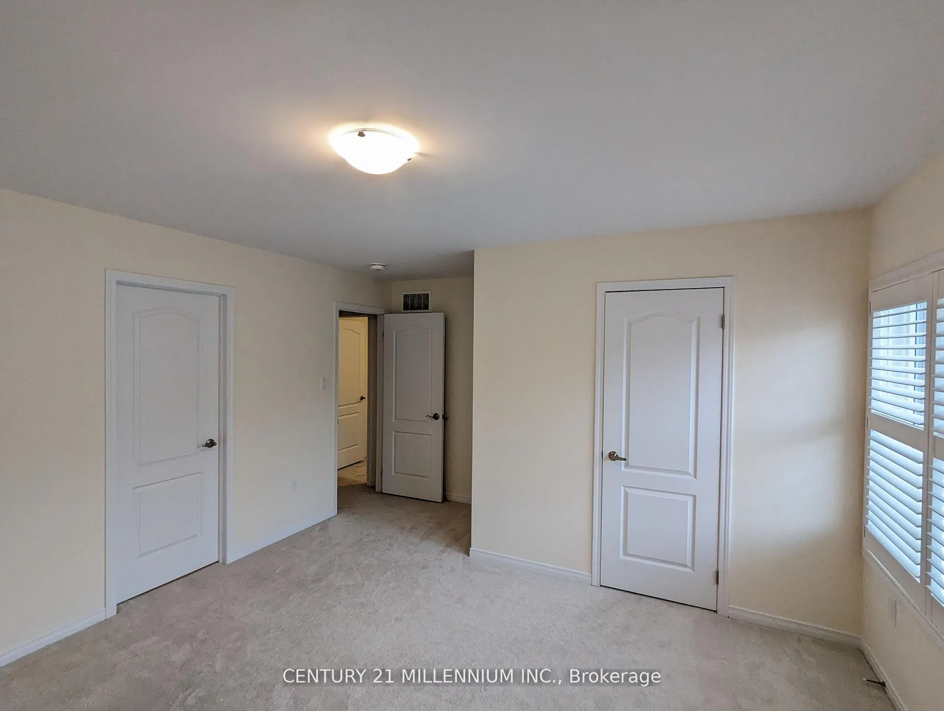 Photo 9 of 194 Woolwich Street S, Woolwich, Breslau — HOMEH