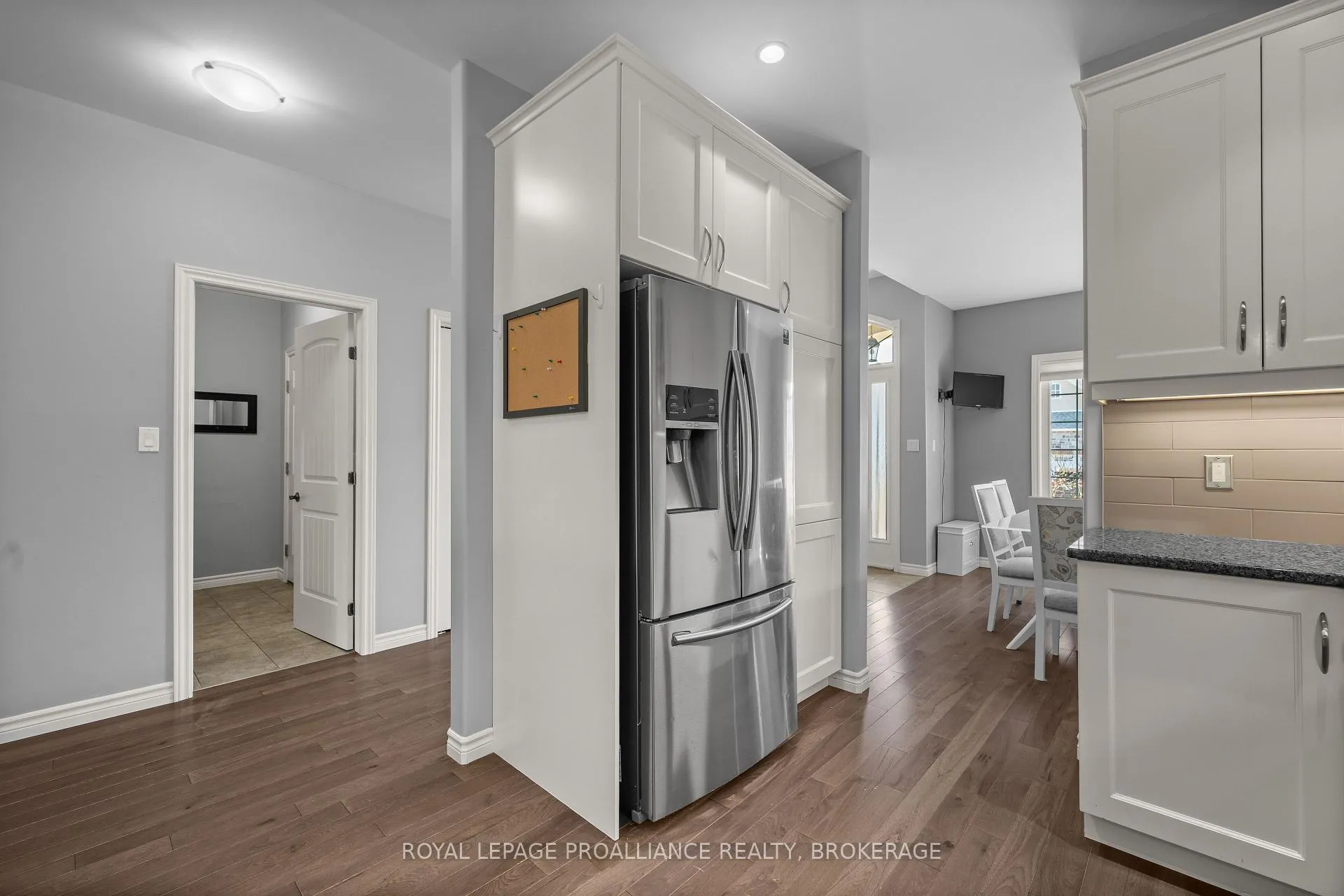 Photo 10 of 812 Augusta Drive, Kingston, City Northwest — HOMEH