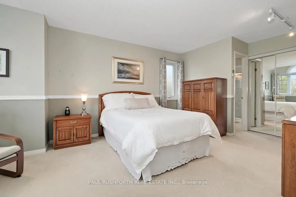 Photo 24 of 1377 Caravel Crescent, Ottawa, Bilberry Creek/Queenswood Heights — HOMEH