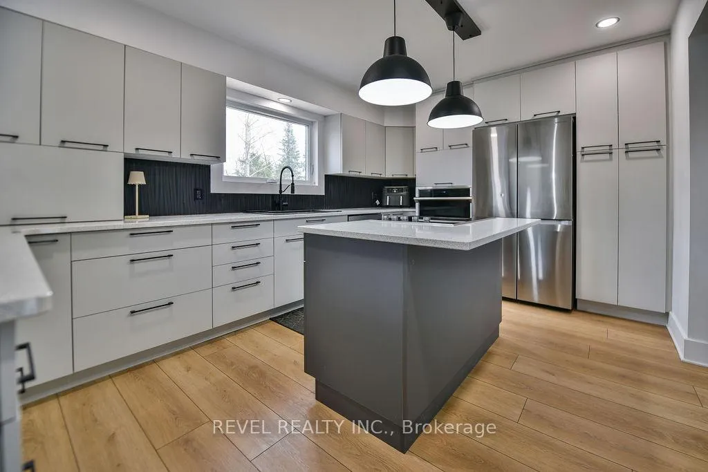 Photo 3 of 888 Reg Pope Boulevard, Timmins, TNW - Vic Heights — HOMEH