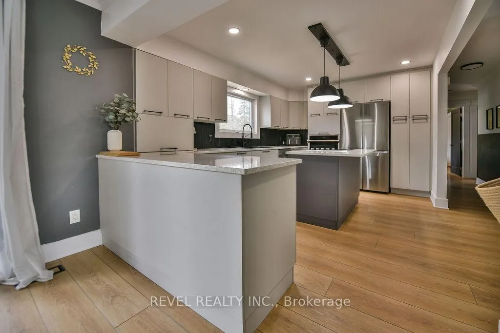 Photo 4 of 888 Reg Pope Boulevard, Timmins, TNW - Vic Heights — HOMEH
