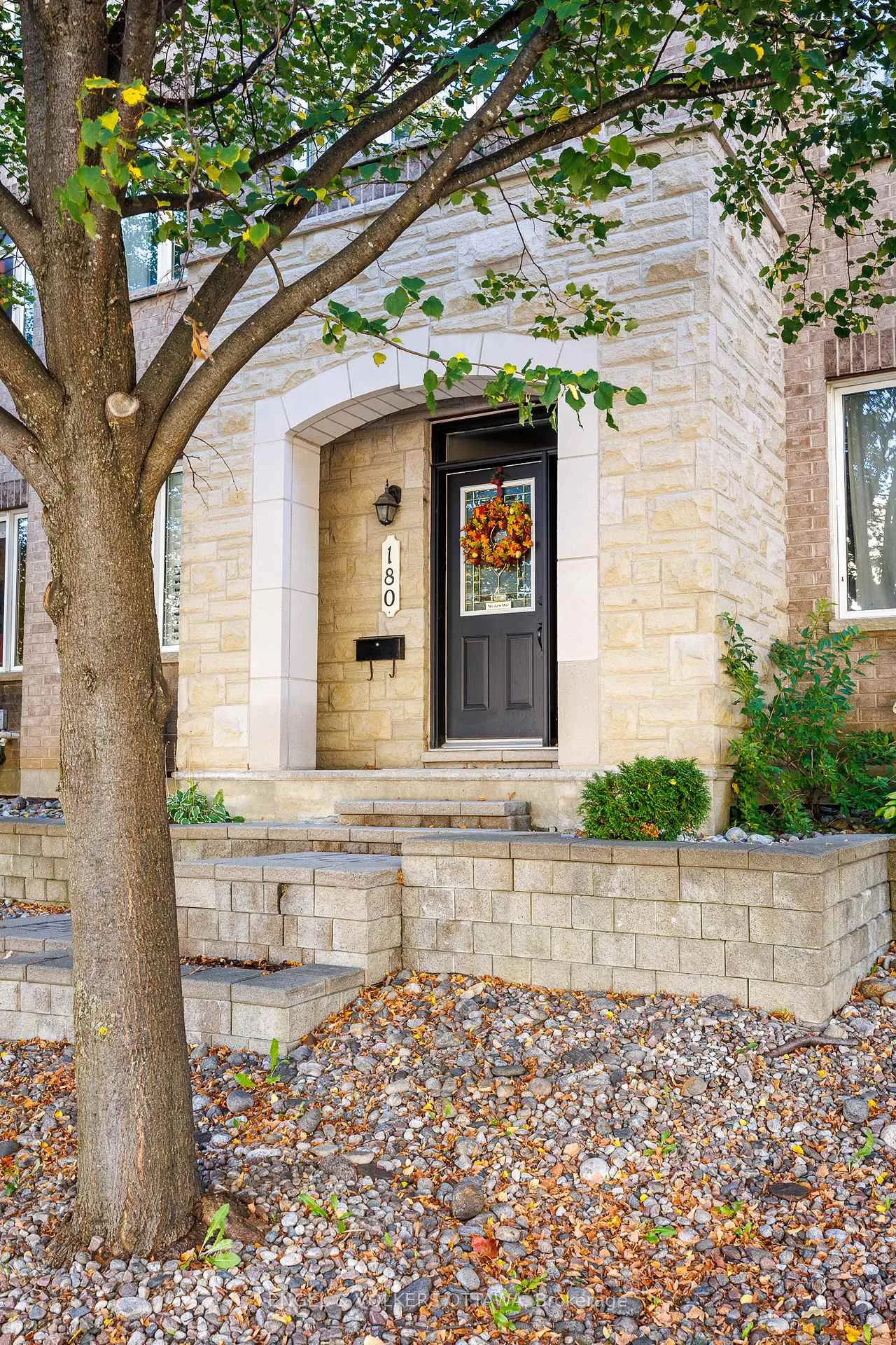 Photo 2 of 180 Lanark Avenue, Ottawa, Westboro North — HOMEH