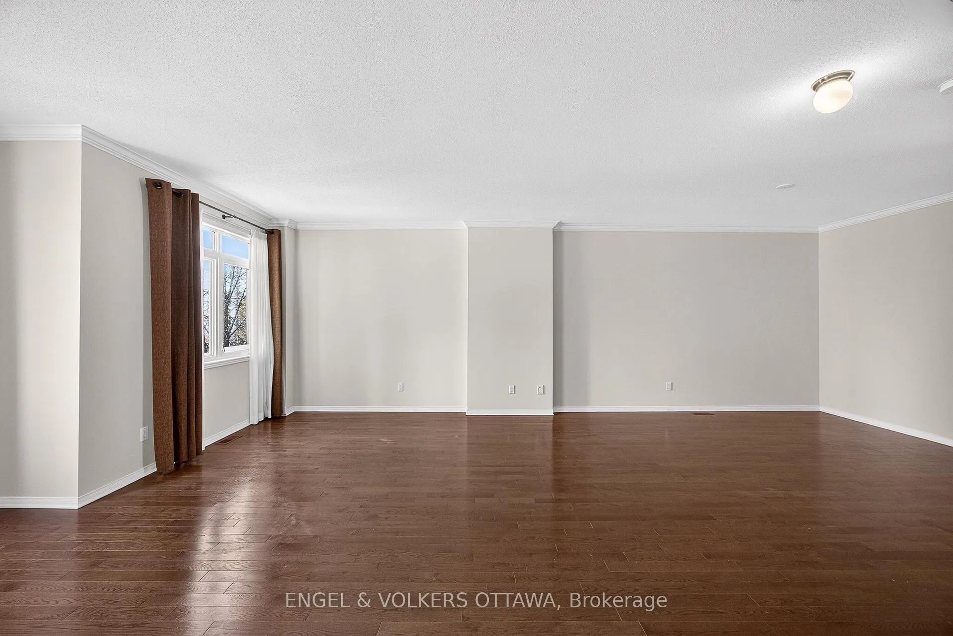 Photo 14 of 180 Lanark Avenue, Ottawa, Westboro North — HOMEH