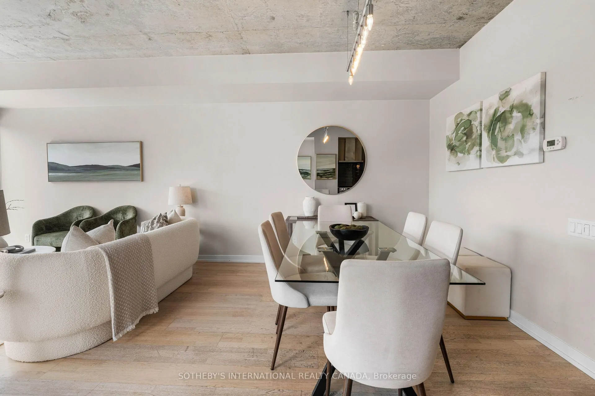 Photo 7 of Unit 1204, 95 Bathurst Street, Toronto, Waterfront Communities — HOMEH