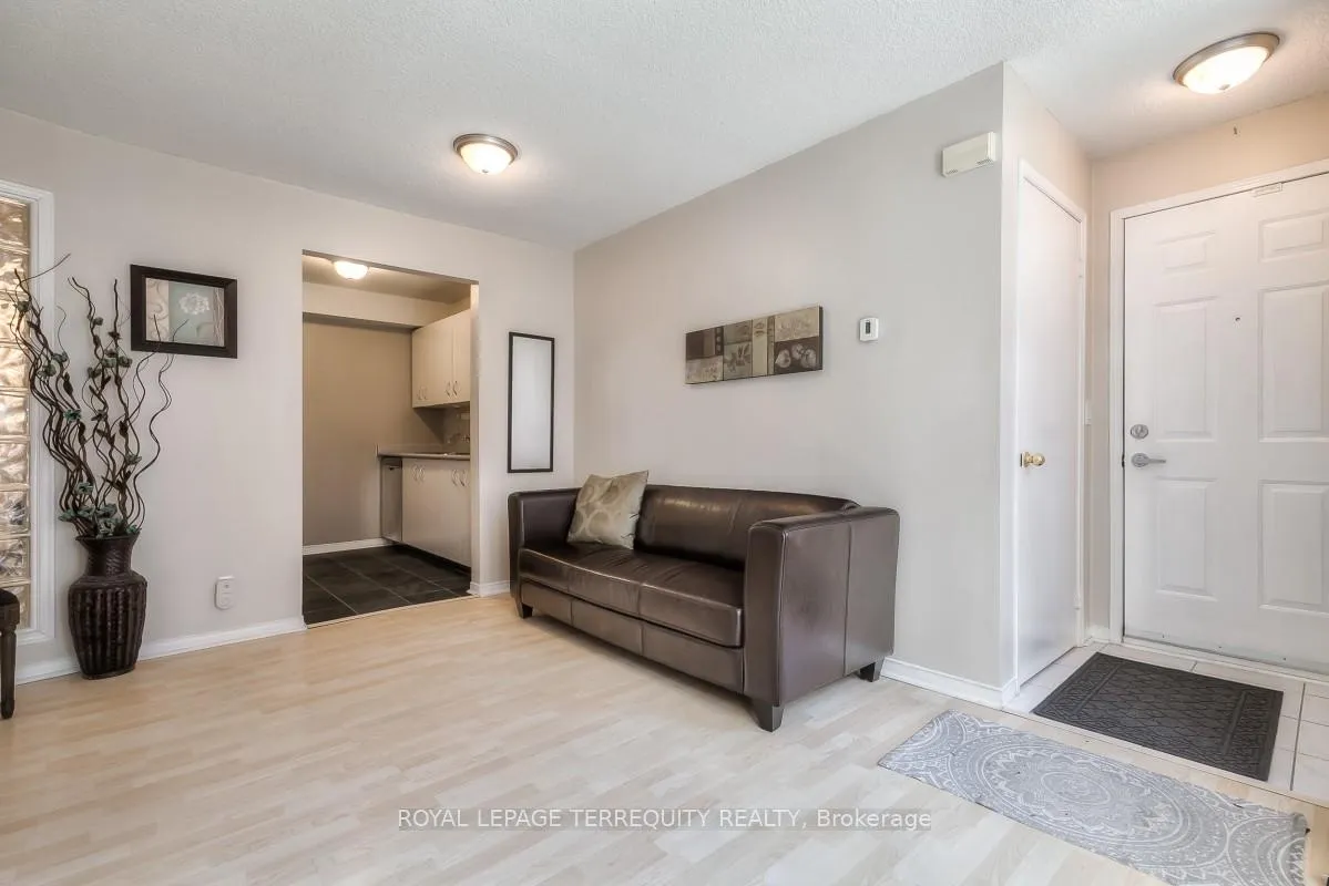 Photo 7 of Unit 18, 106 Redpath Avenue, Toronto, Mount Pleasant West — HOMEH