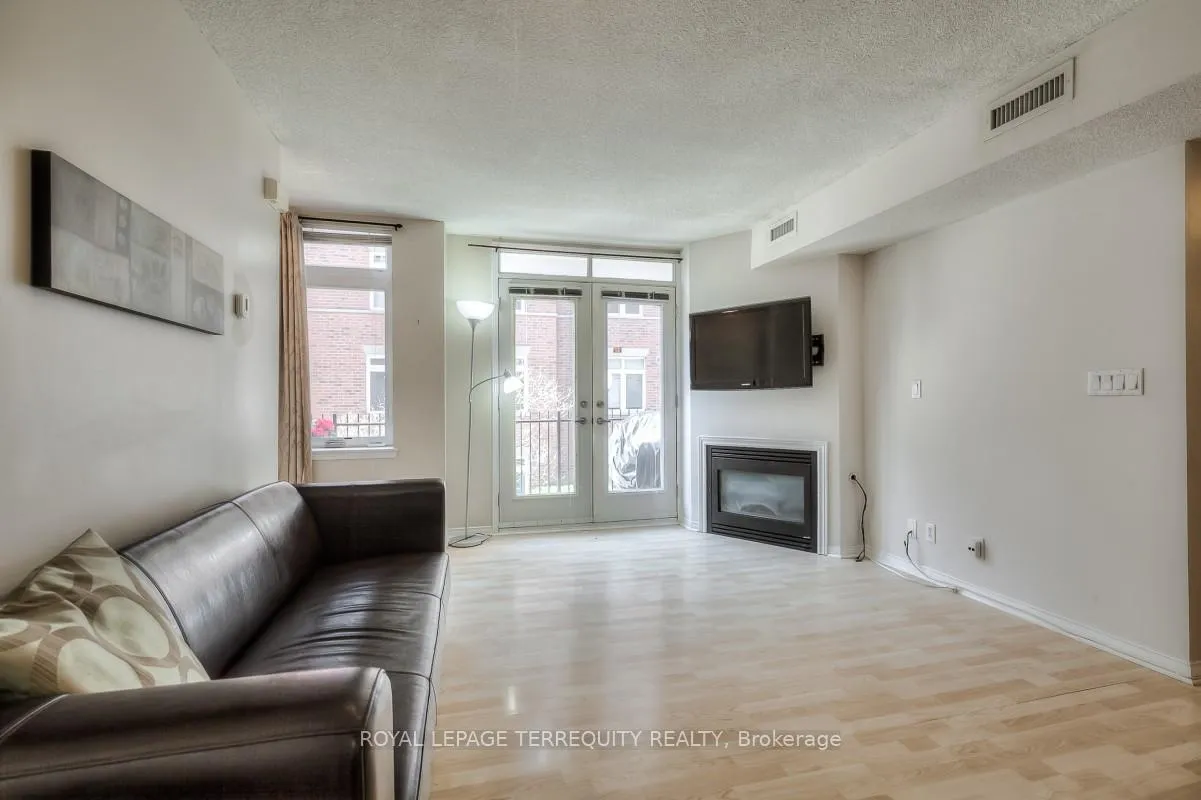 Photo 9 of Unit 18, 106 Redpath Avenue, Toronto, Mount Pleasant West — HOMEH