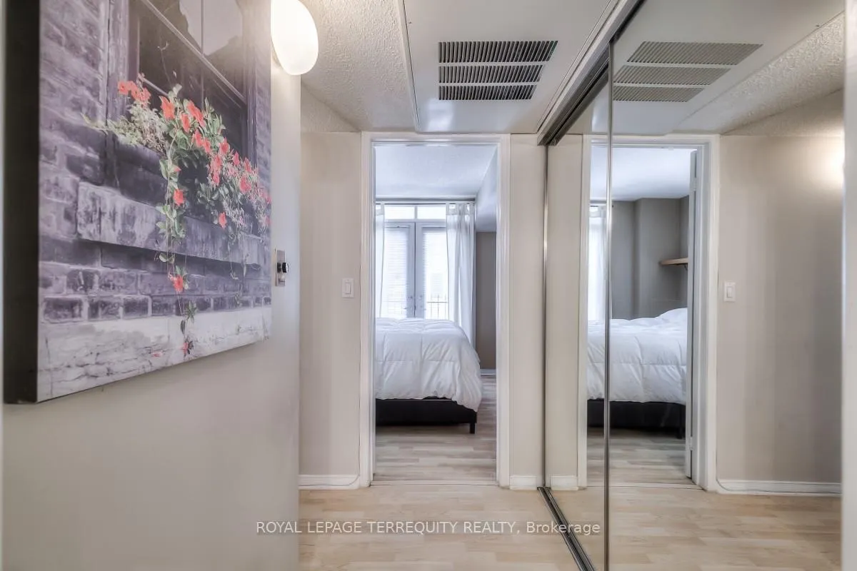 Photo 11 of Unit 18, 106 Redpath Avenue, Toronto, Mount Pleasant West — HOMEH