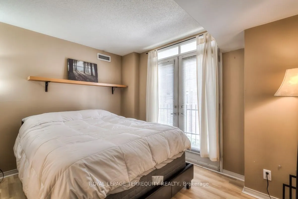 Photo 14 of Unit 18, 106 Redpath Avenue, Toronto, Mount Pleasant West — HOMEH