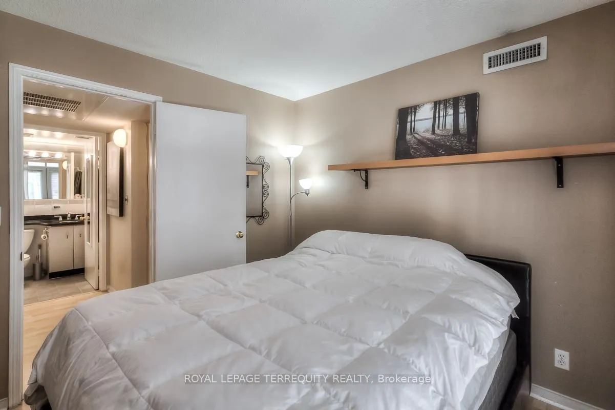 Photo 16 of Unit 18, 106 Redpath Avenue, Toronto, Mount Pleasant West — HOMEH