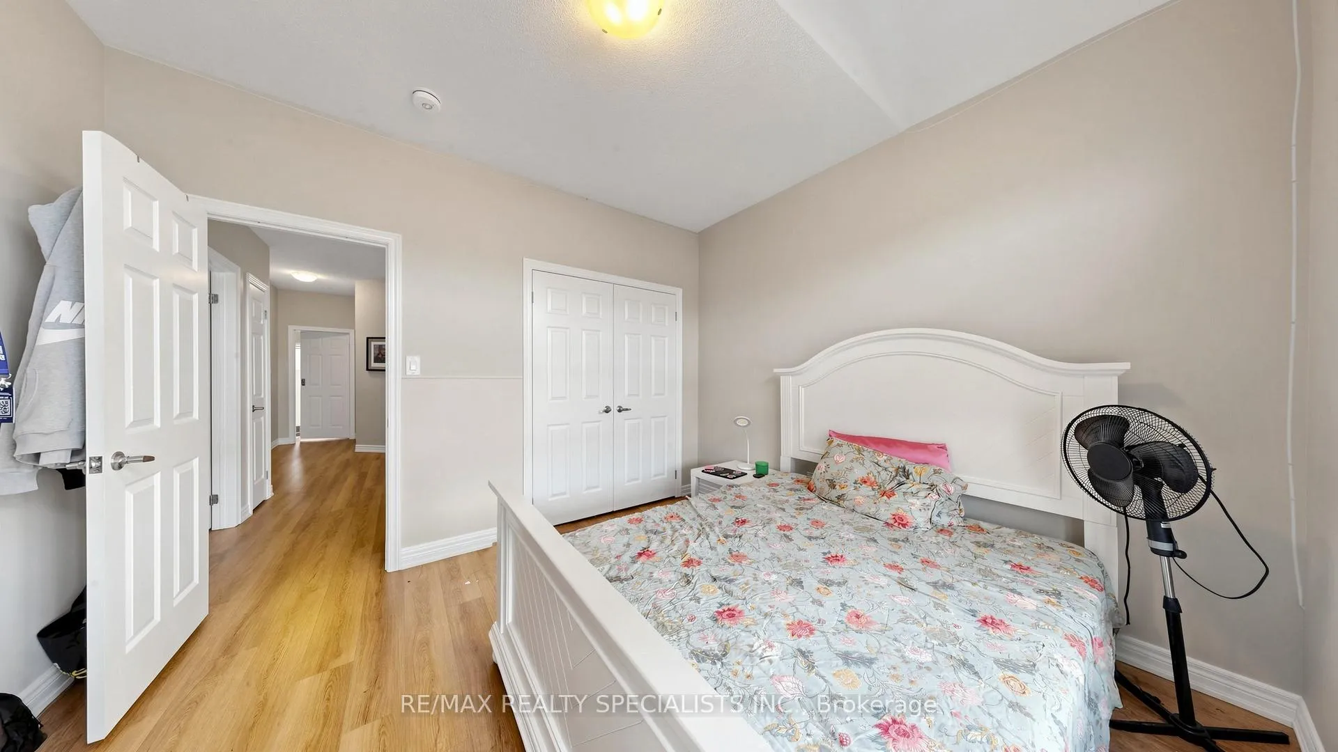 Photo 26 of 13 Vezna Crescent, Brampton, Credit Valley — HOMEH