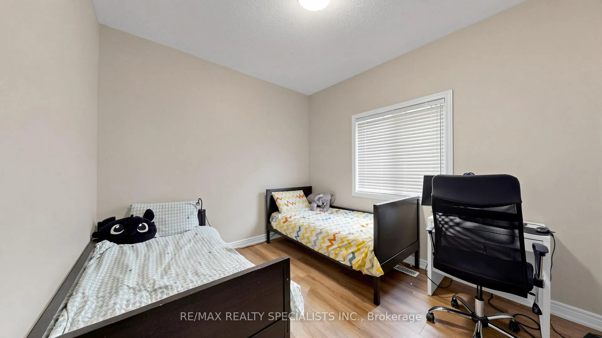 Photo 29 of 13 Vezna Crescent, Brampton, Credit Valley — HOMEH