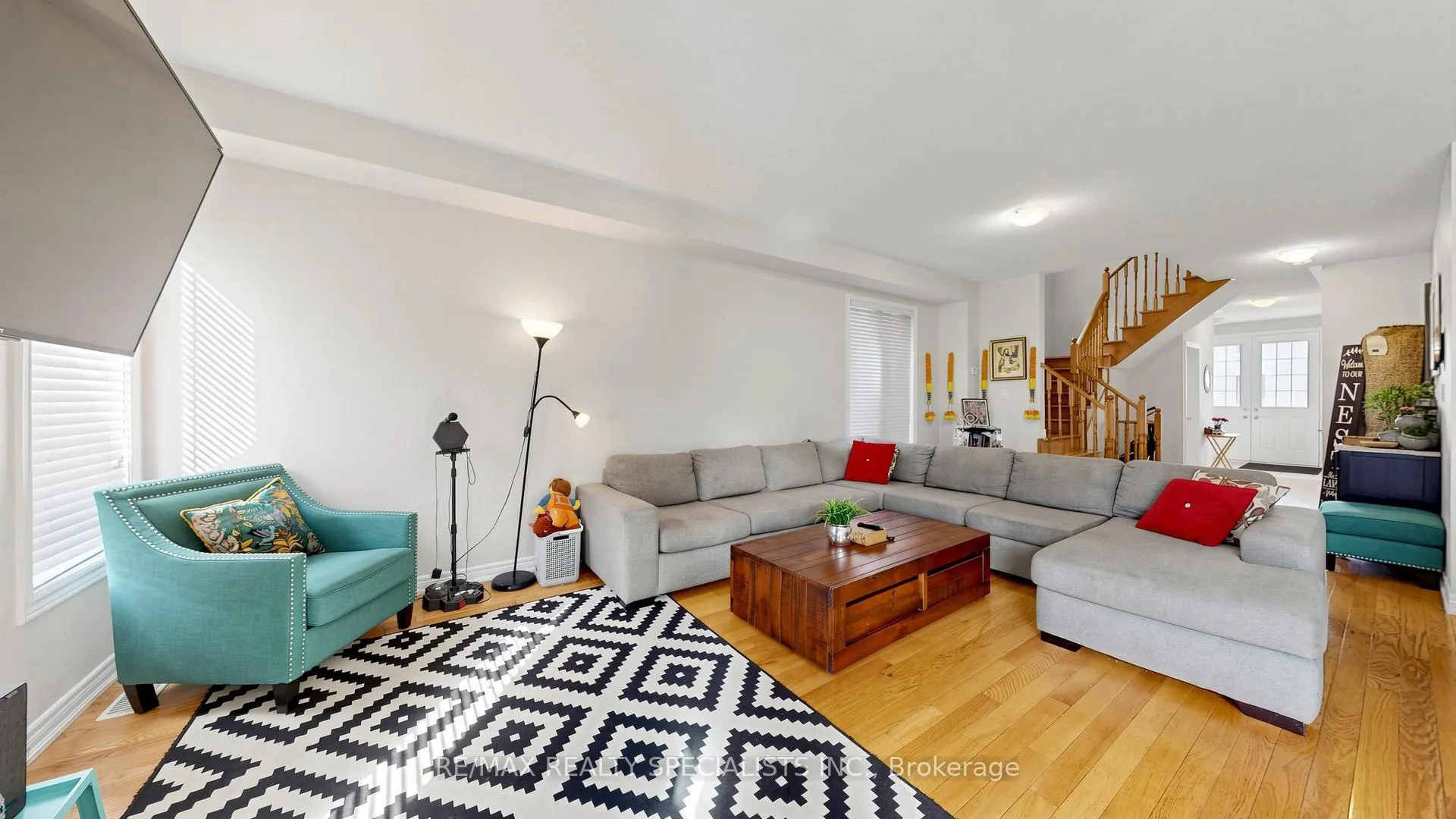 Photo 50 of 13 Vezna Crescent, Brampton, Credit Valley — HOMEH