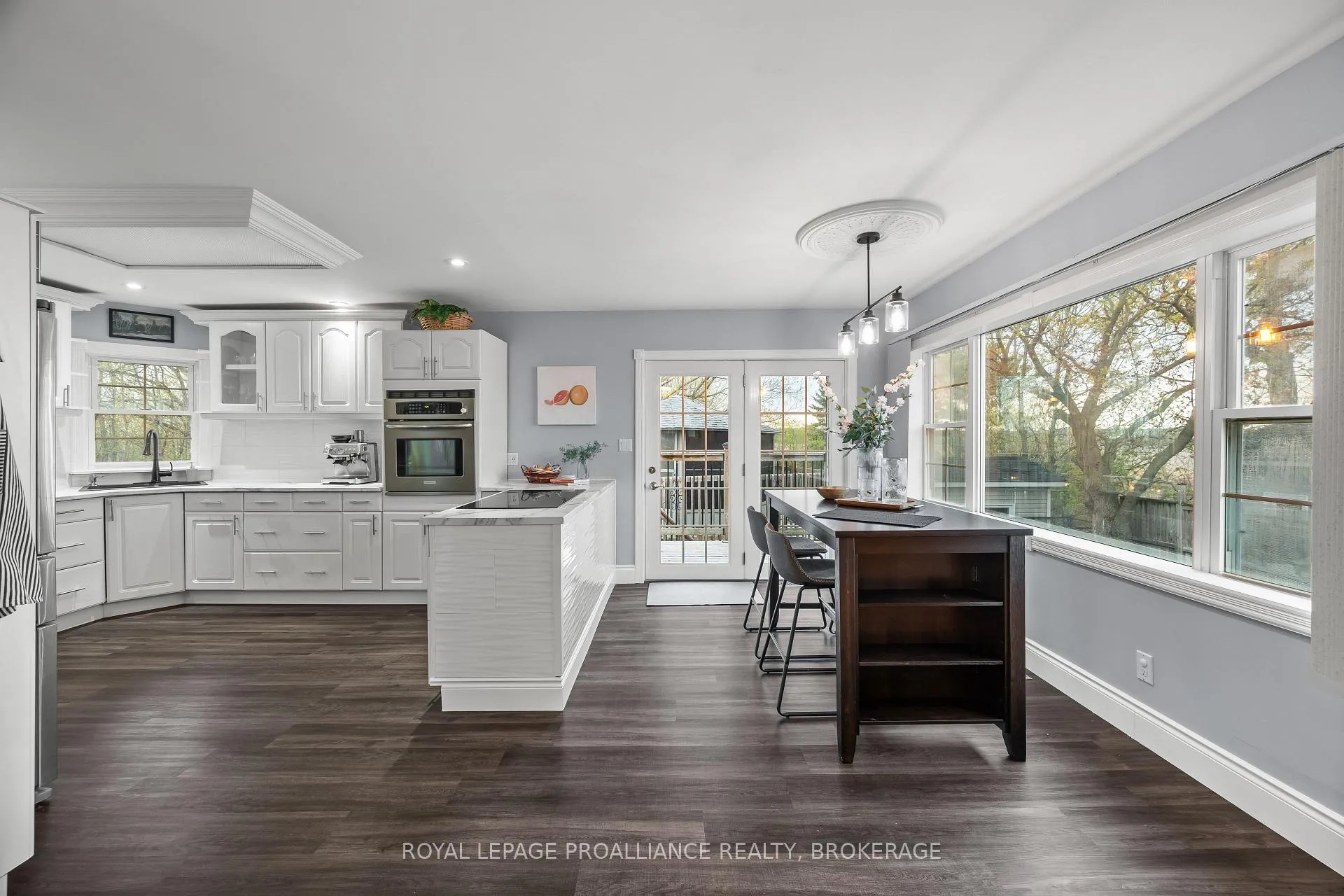 Photo 11 of 55 Shaw Street, Kingston, Rideau — HOMEH