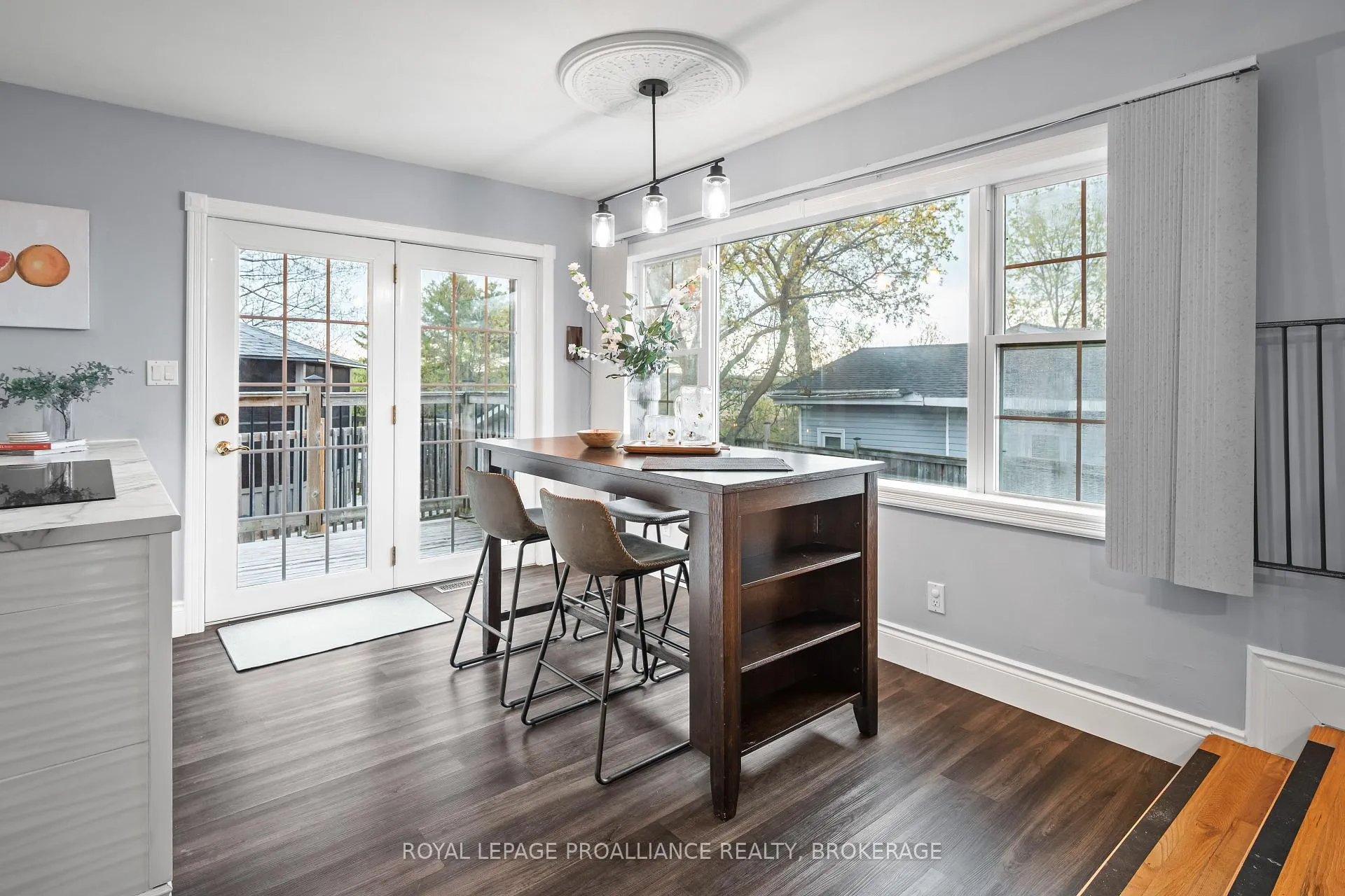 Photo 12 of 55 Shaw Street, Kingston, Rideau — HOMEH