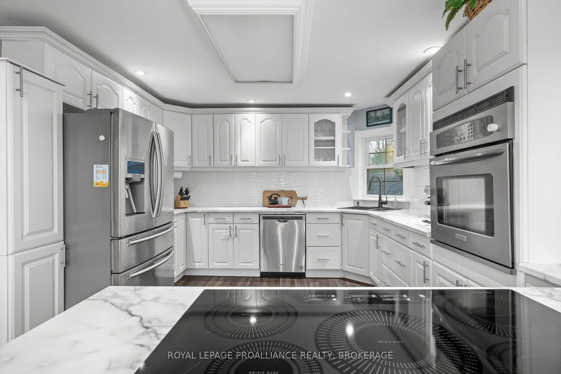 Photo 14 of 55 Shaw Street, Kingston, Rideau — HOMEH