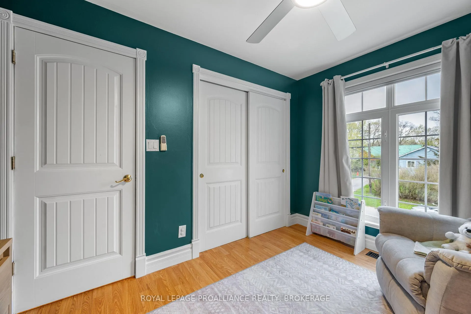 Photo 23 of 55 Shaw Street, Kingston, Rideau — HOMEH