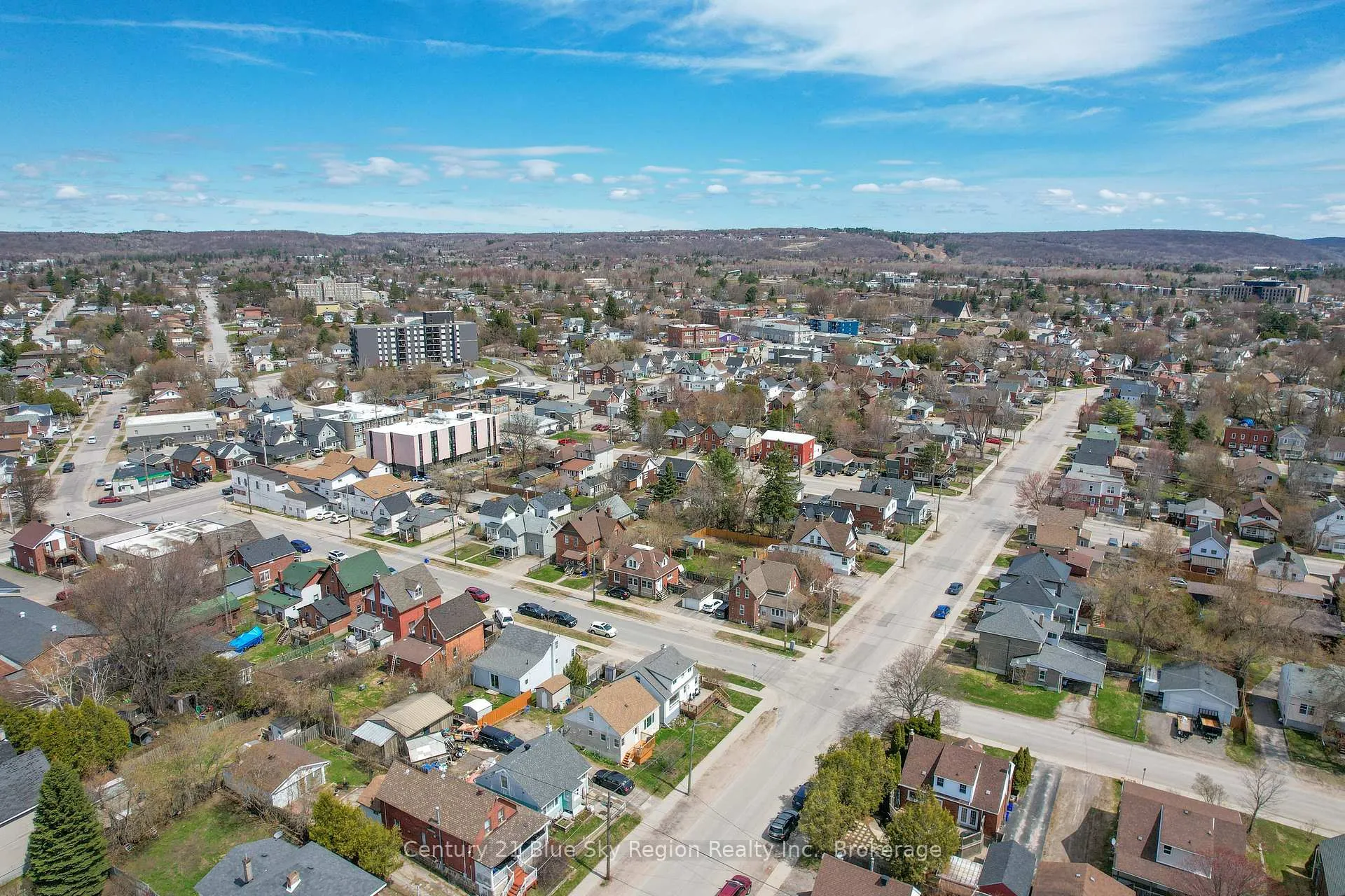 Photo 19 of 890 Fraser Street, North Bay, Central — HOMEH