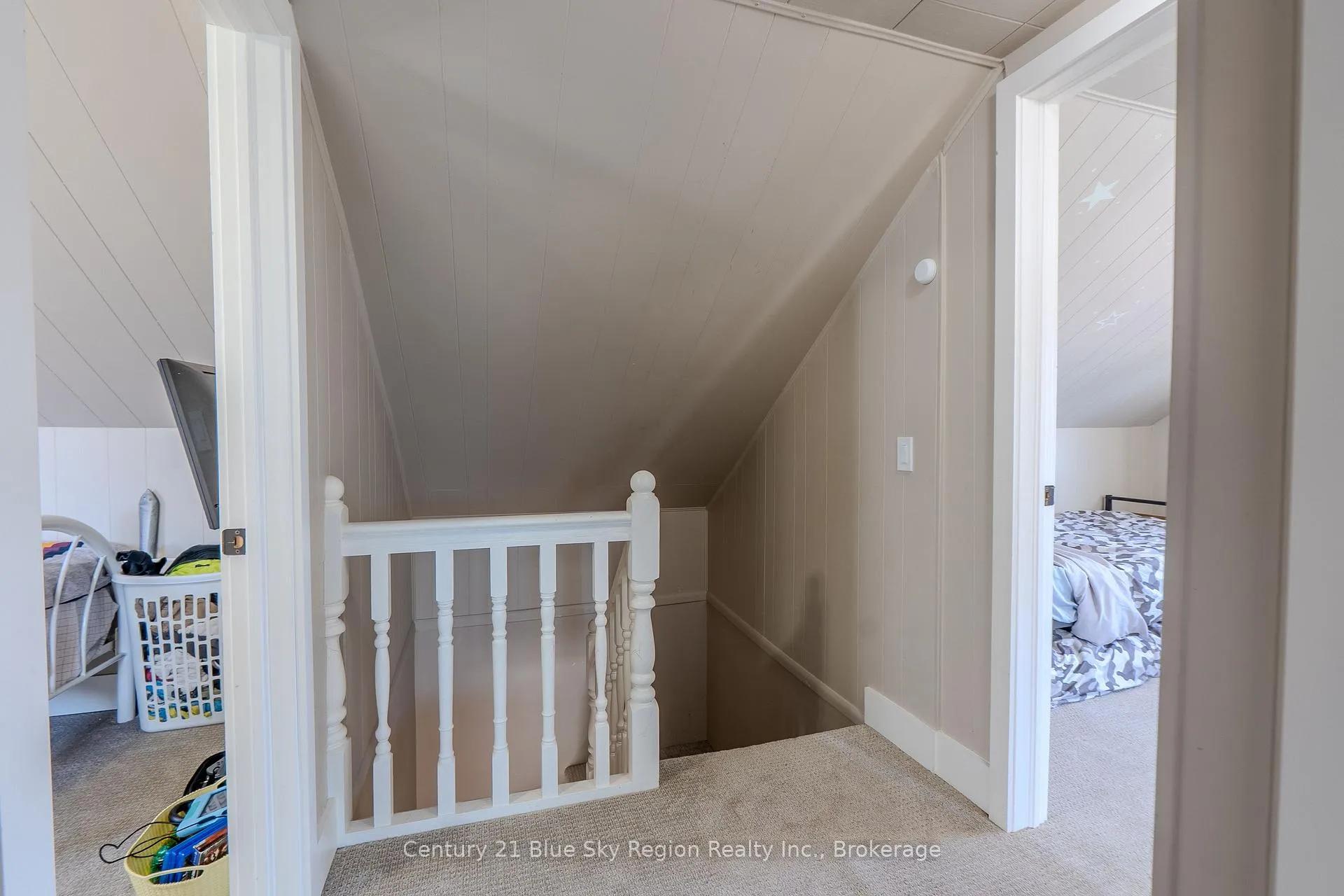 Photo 32 of 890 Fraser Street, North Bay, Central — HOMEH