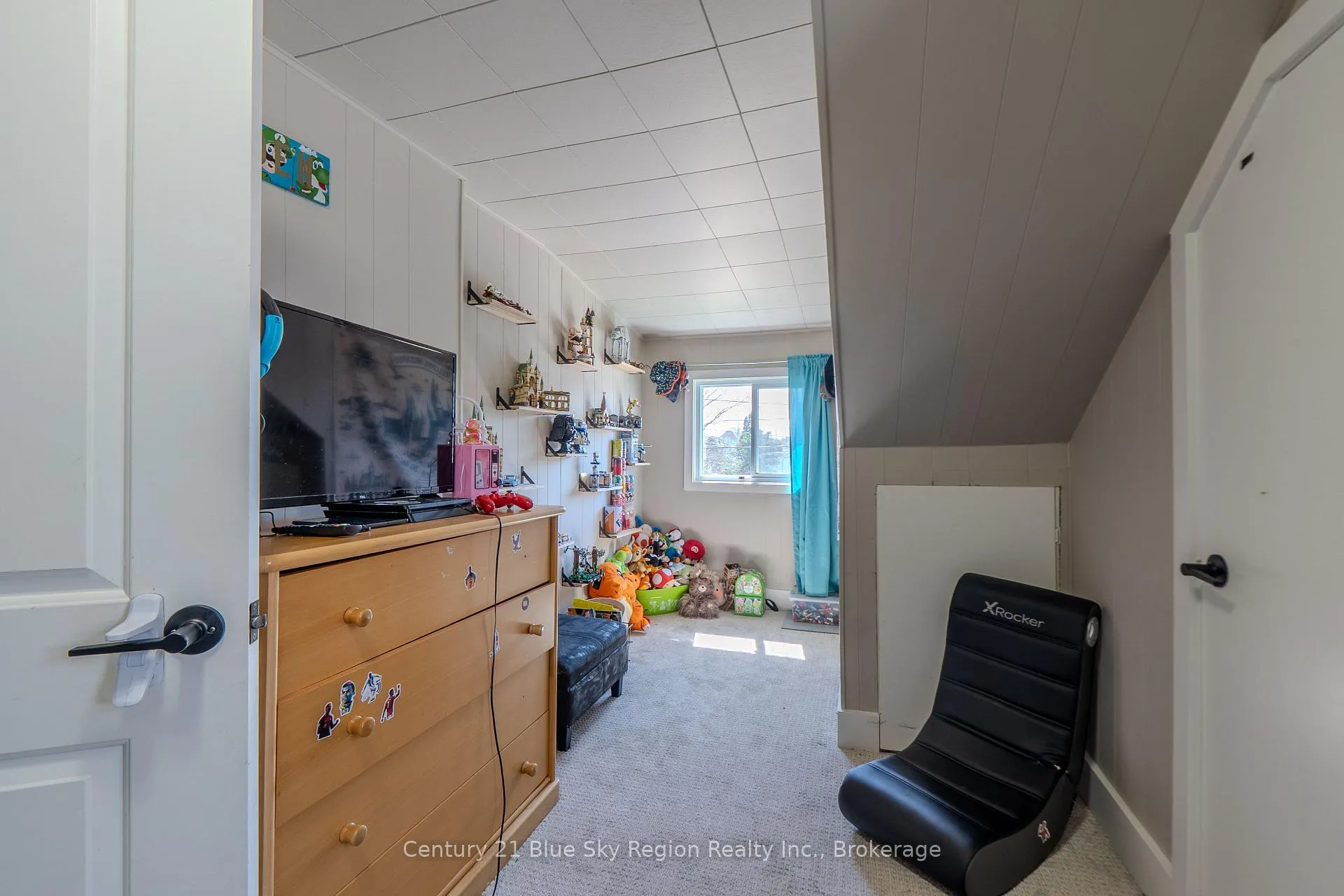 Photo 34 of 890 Fraser Street, North Bay, Central — HOMEH