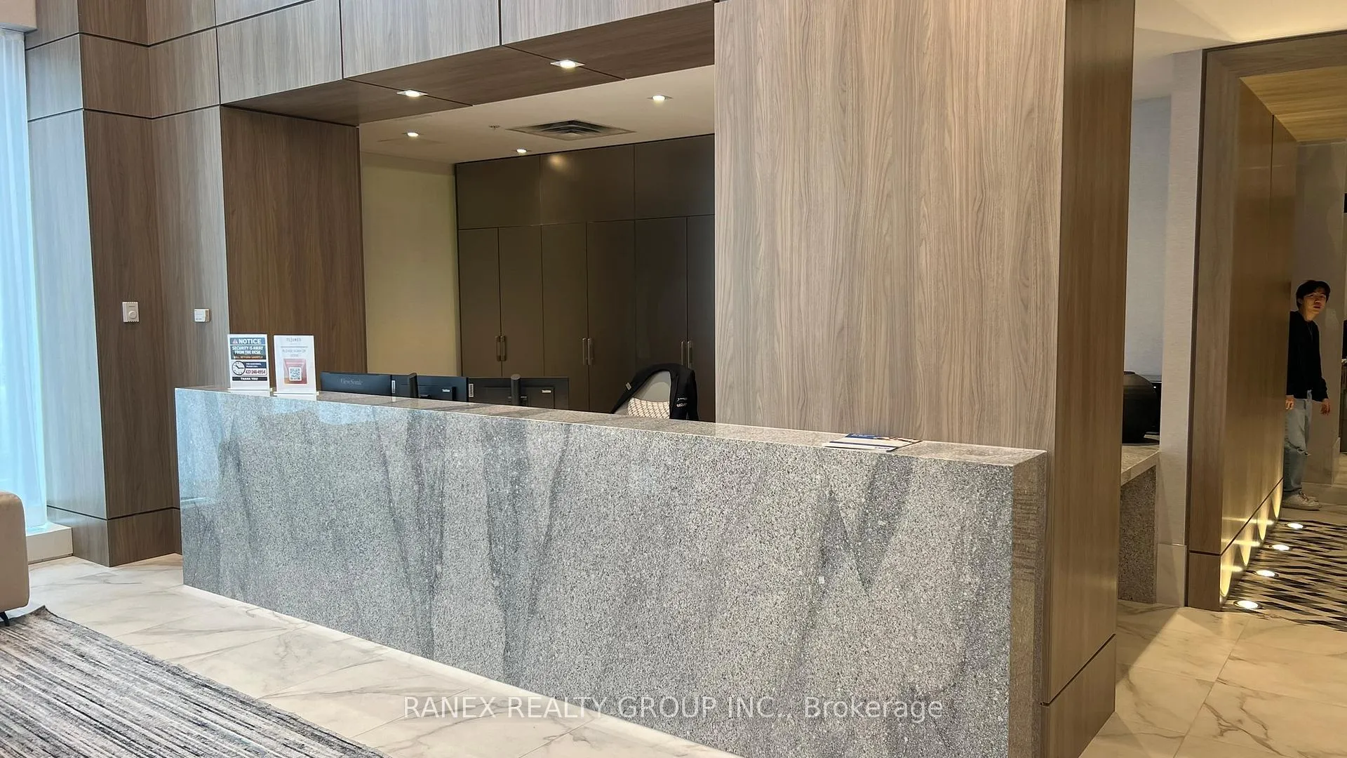 Photo 5 of Unit 2611, 75 James Street S, Hamilton, Corktown — HOMEH